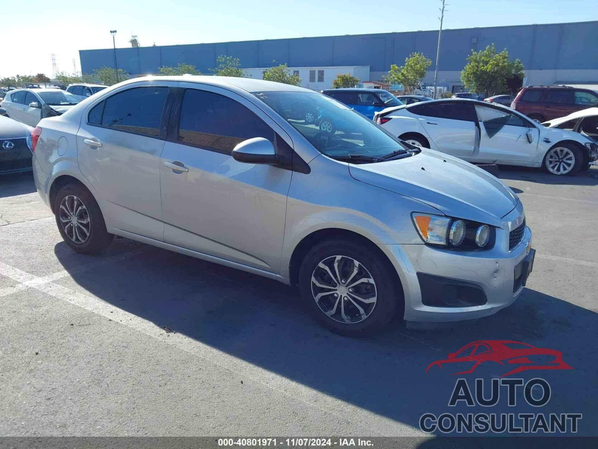 CHEVROLET SONIC 2014 - 1G1JA5SG9E4117271
