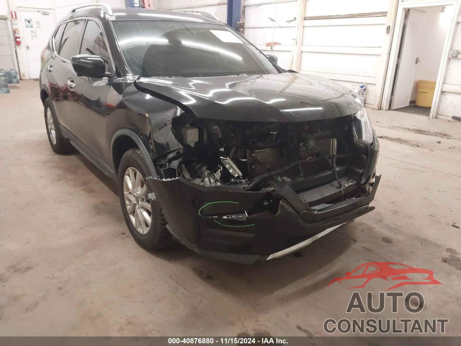 NISSAN ROGUE 2018 - KNMAT2MV1JP559465