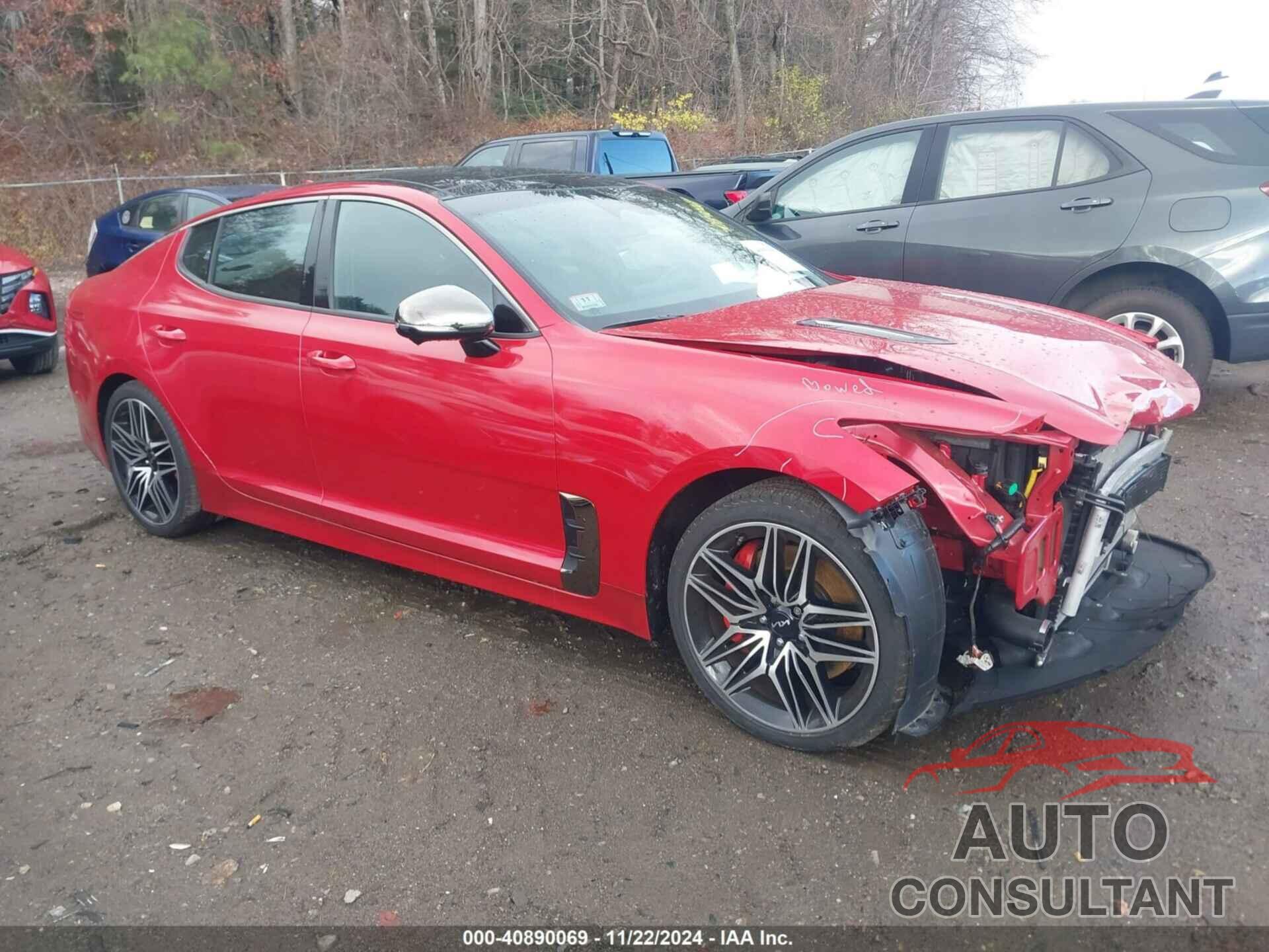 KIA STINGER 2022 - KNAE55LC5N6111896