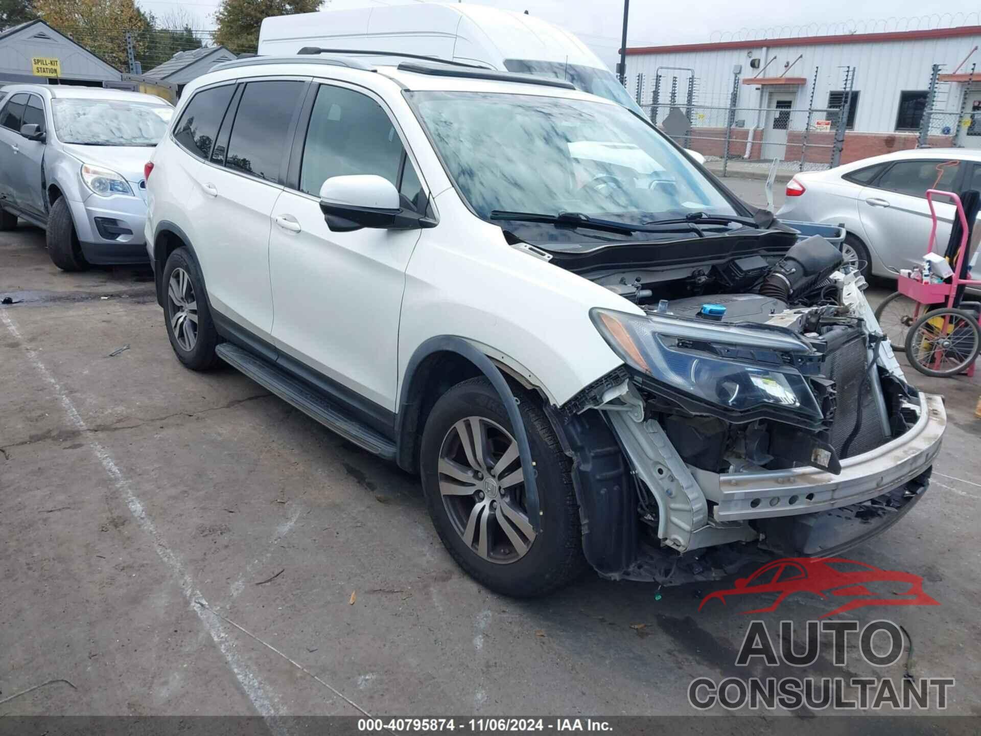 HONDA PILOT 2017 - 5FNYF5H57HB023528