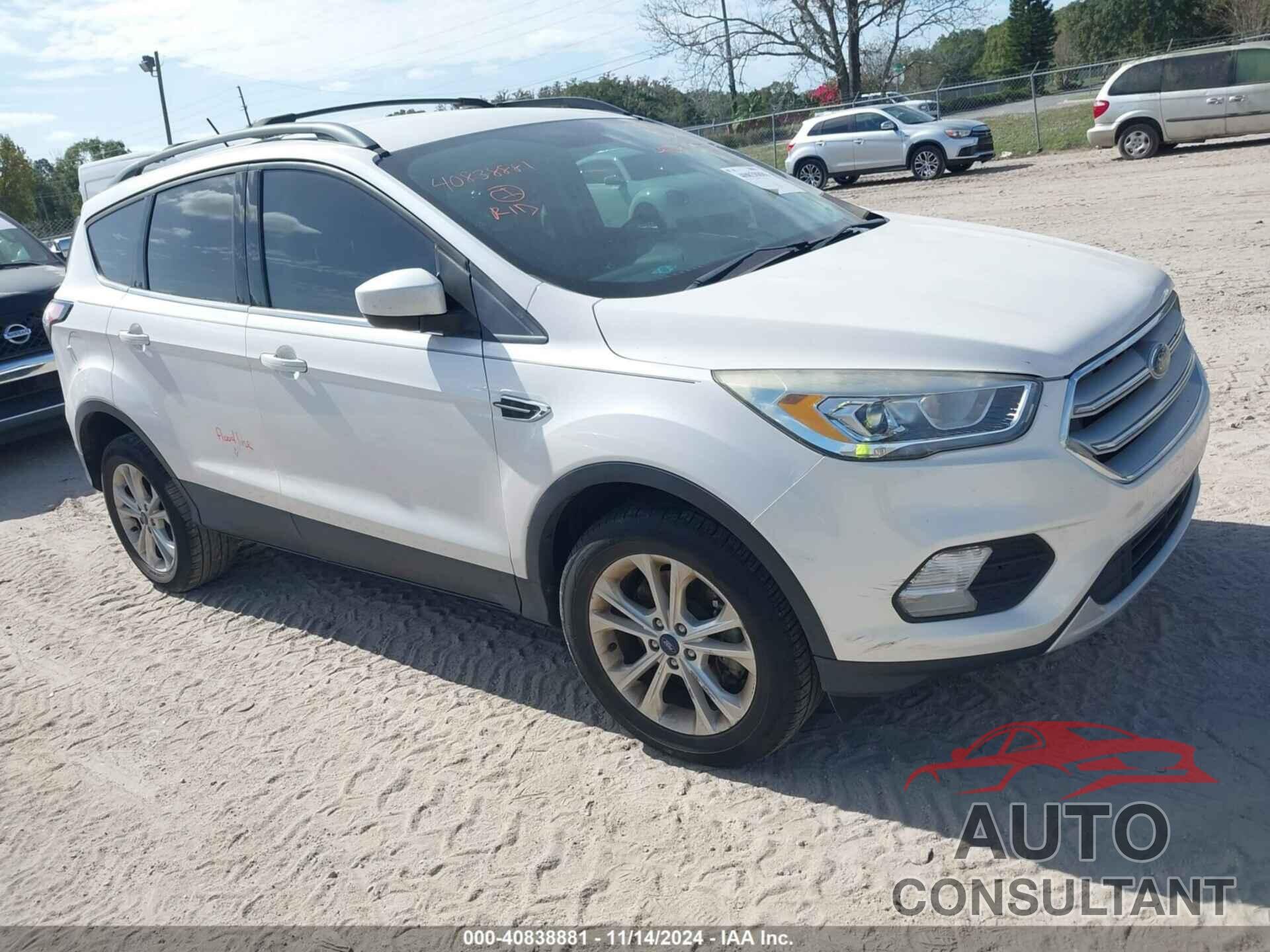 FORD ESCAPE 2018 - 1FMCU9HD3JUB36786