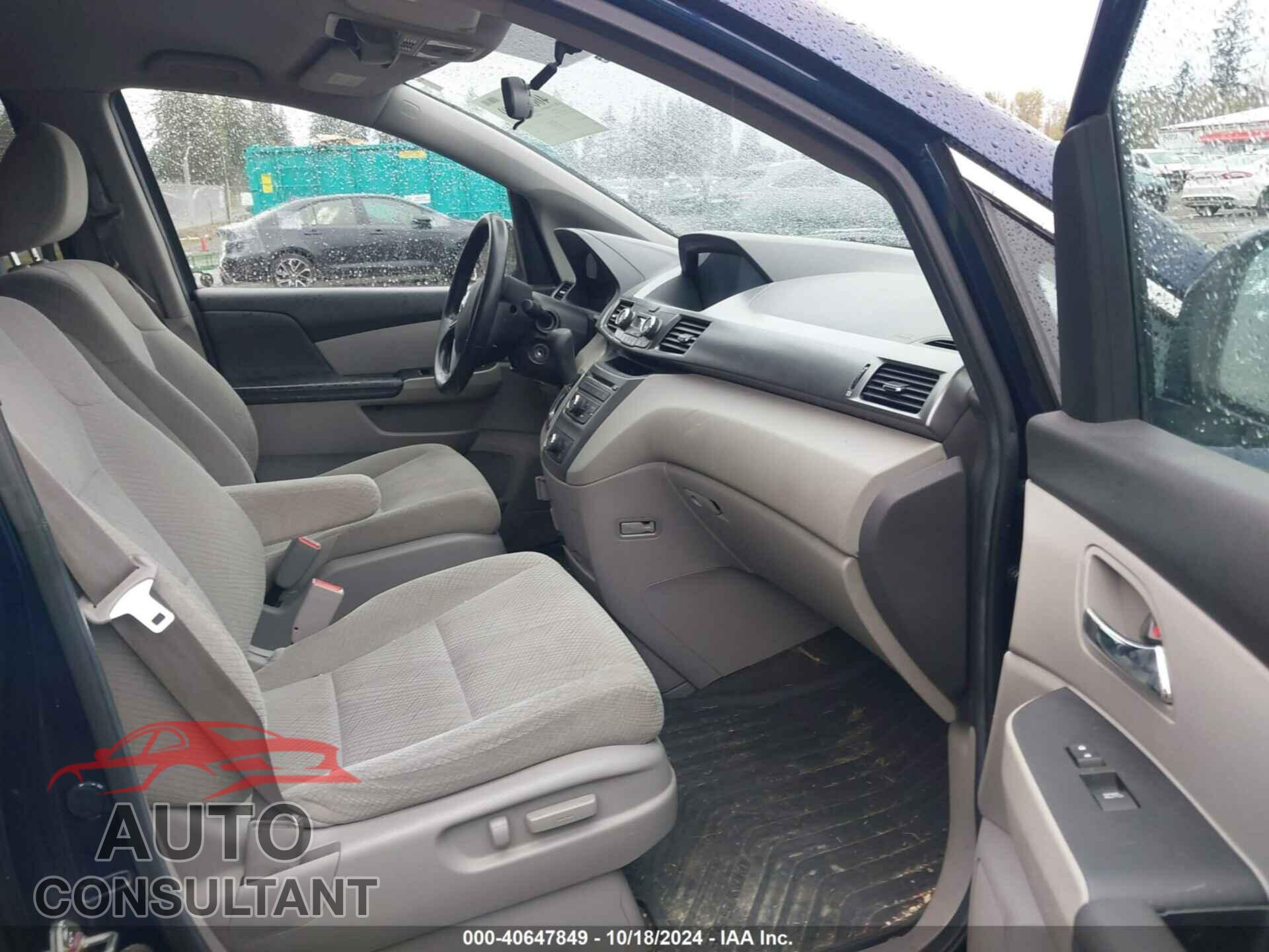 HONDA ODYSSEY 2014 - 5FNRL5H24EB001663