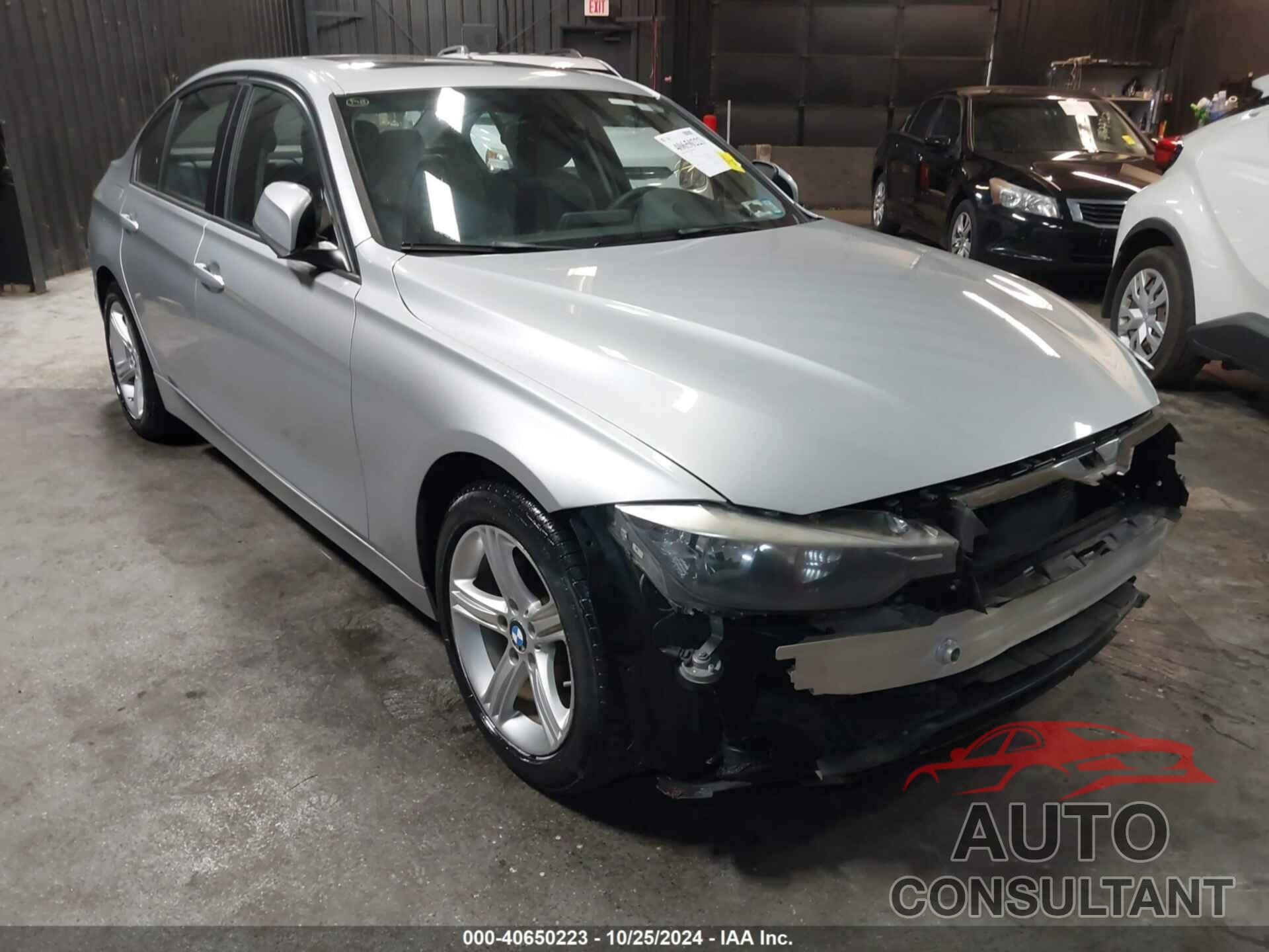 BMW 328I 2013 - WBA3B3C55DJ811189