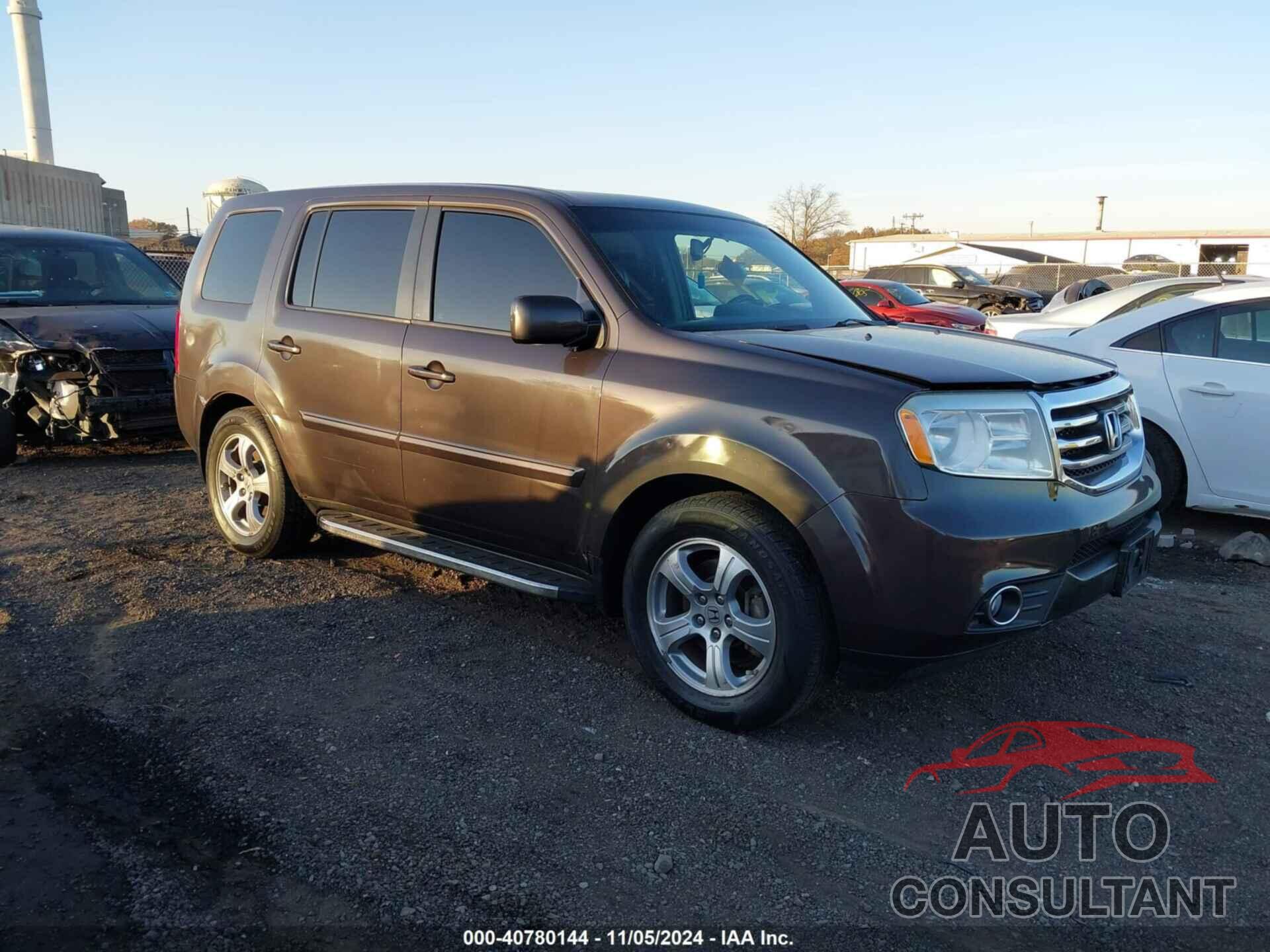 HONDA PILOT 2015 - 5FNYF4H59FB048373