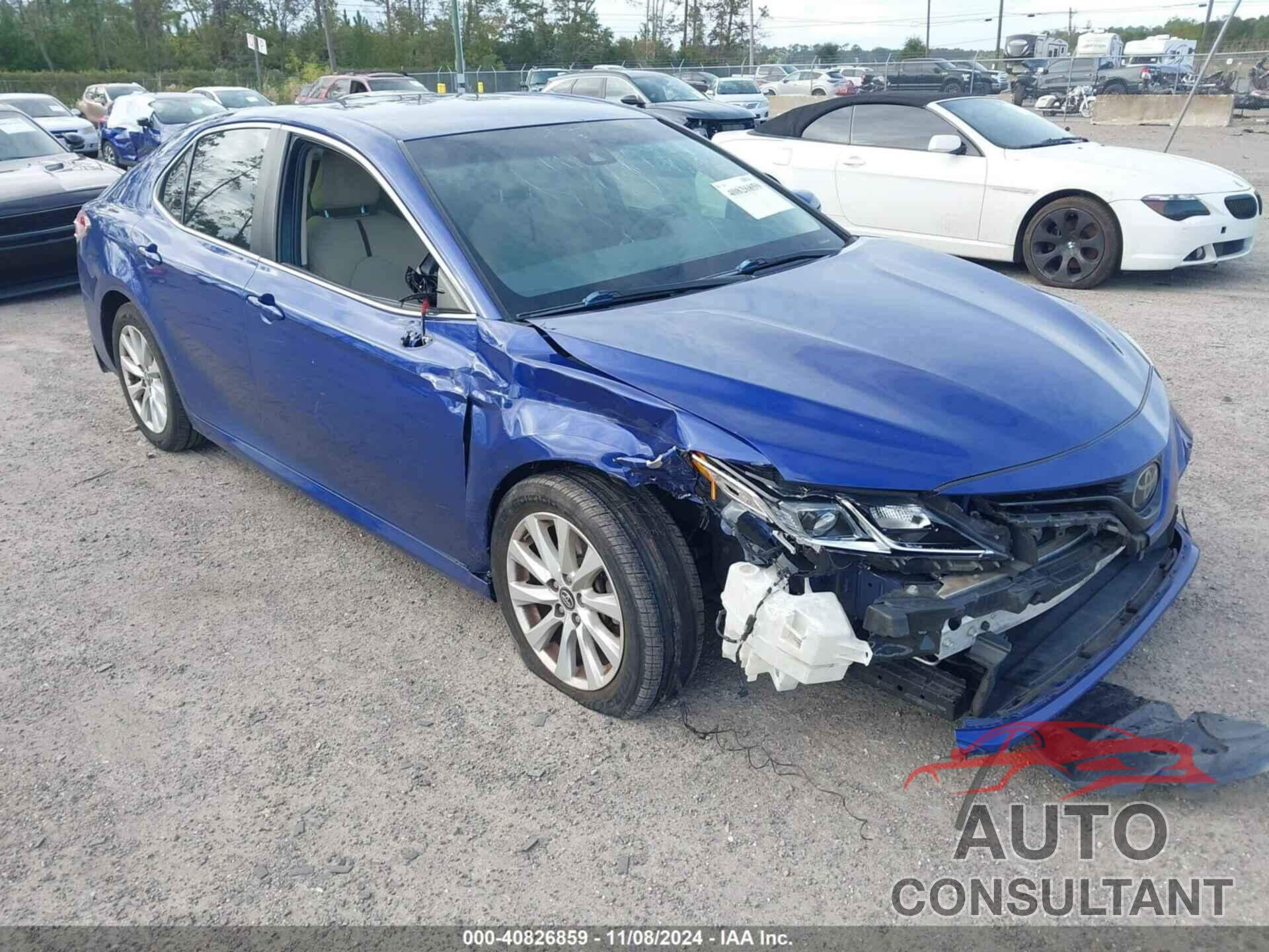 TOYOTA CAMRY 2018 - 4T1B11HK0JU637848