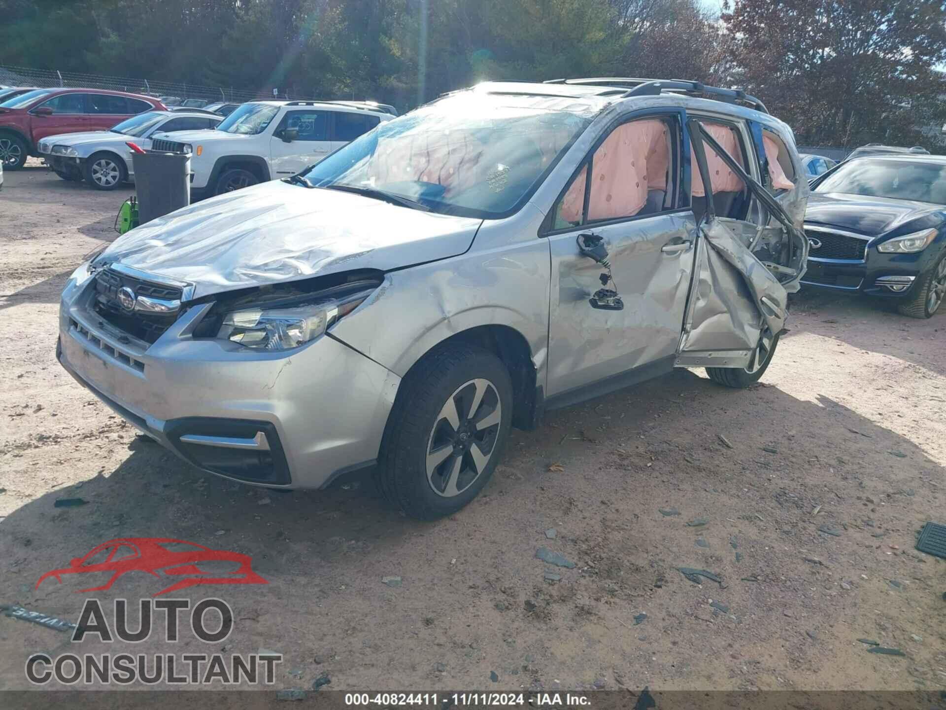 SUBARU FORESTER 2018 - JF2SJAEC2JG551085