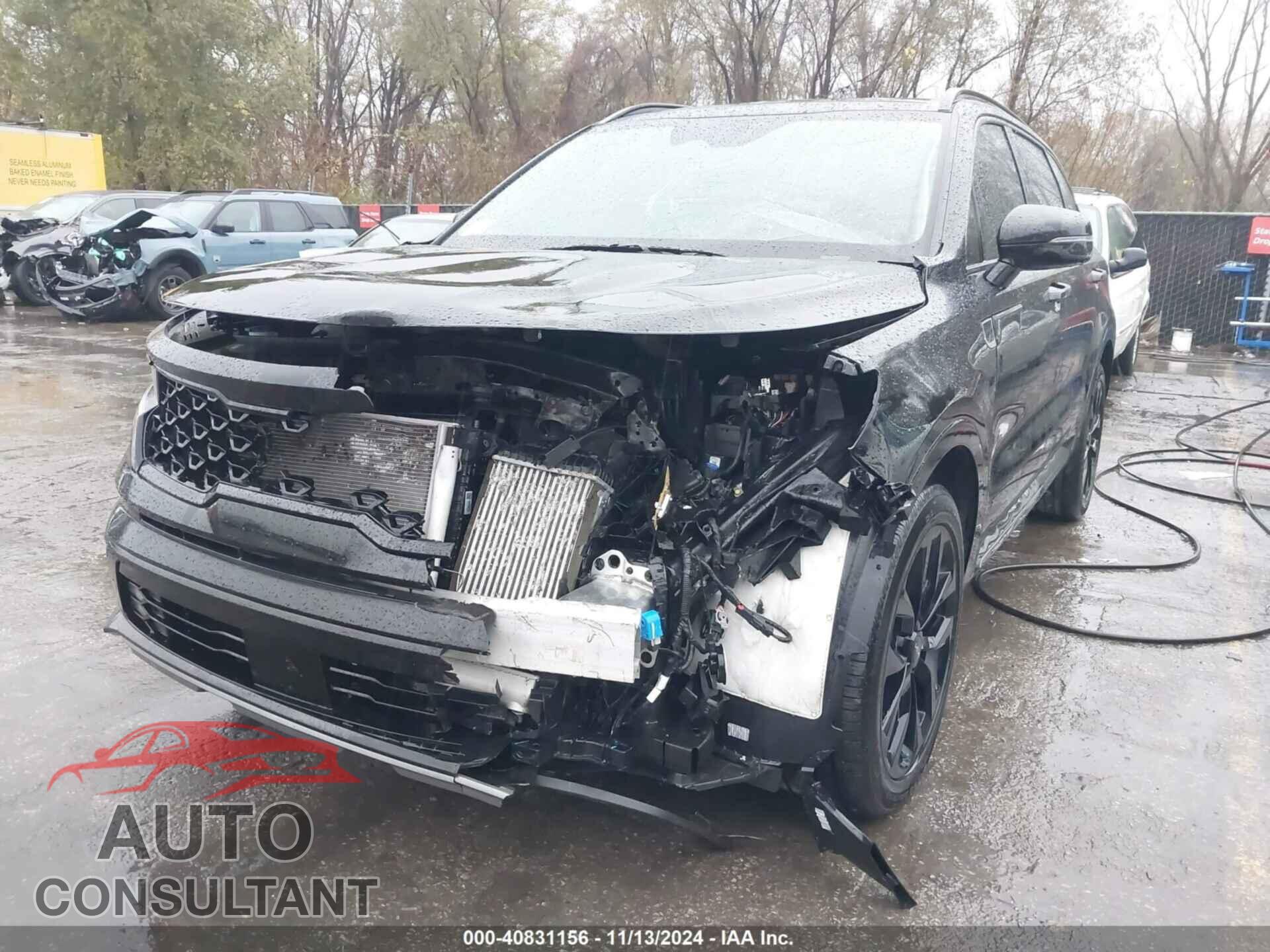 KIA SORENTO 2023 - 5XYRK4LF5PG247009