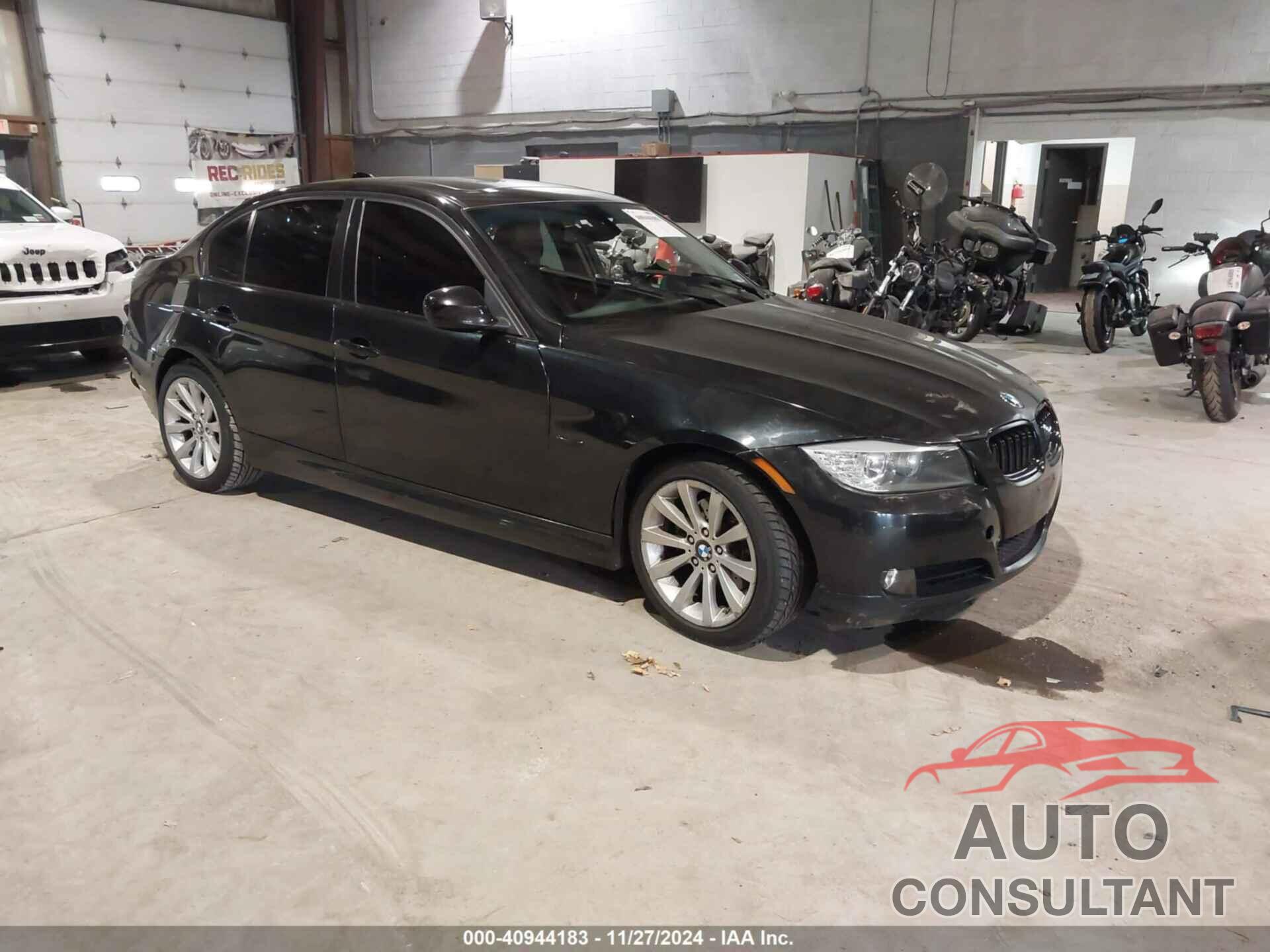 BMW 328I 2011 - WBAPH5G58BNM76926