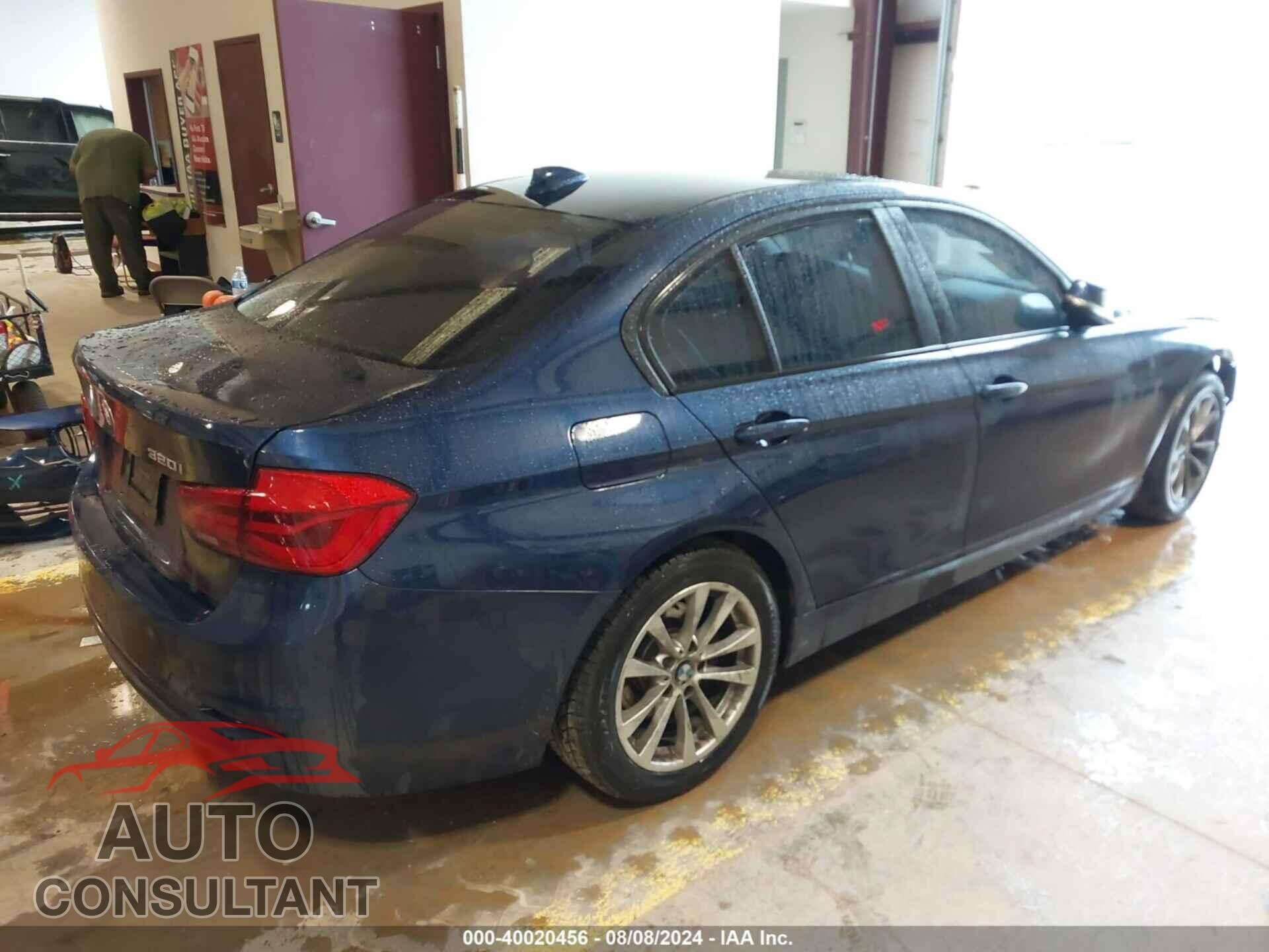 BMW 320I 2016 - WBA8E1G54GNT99484