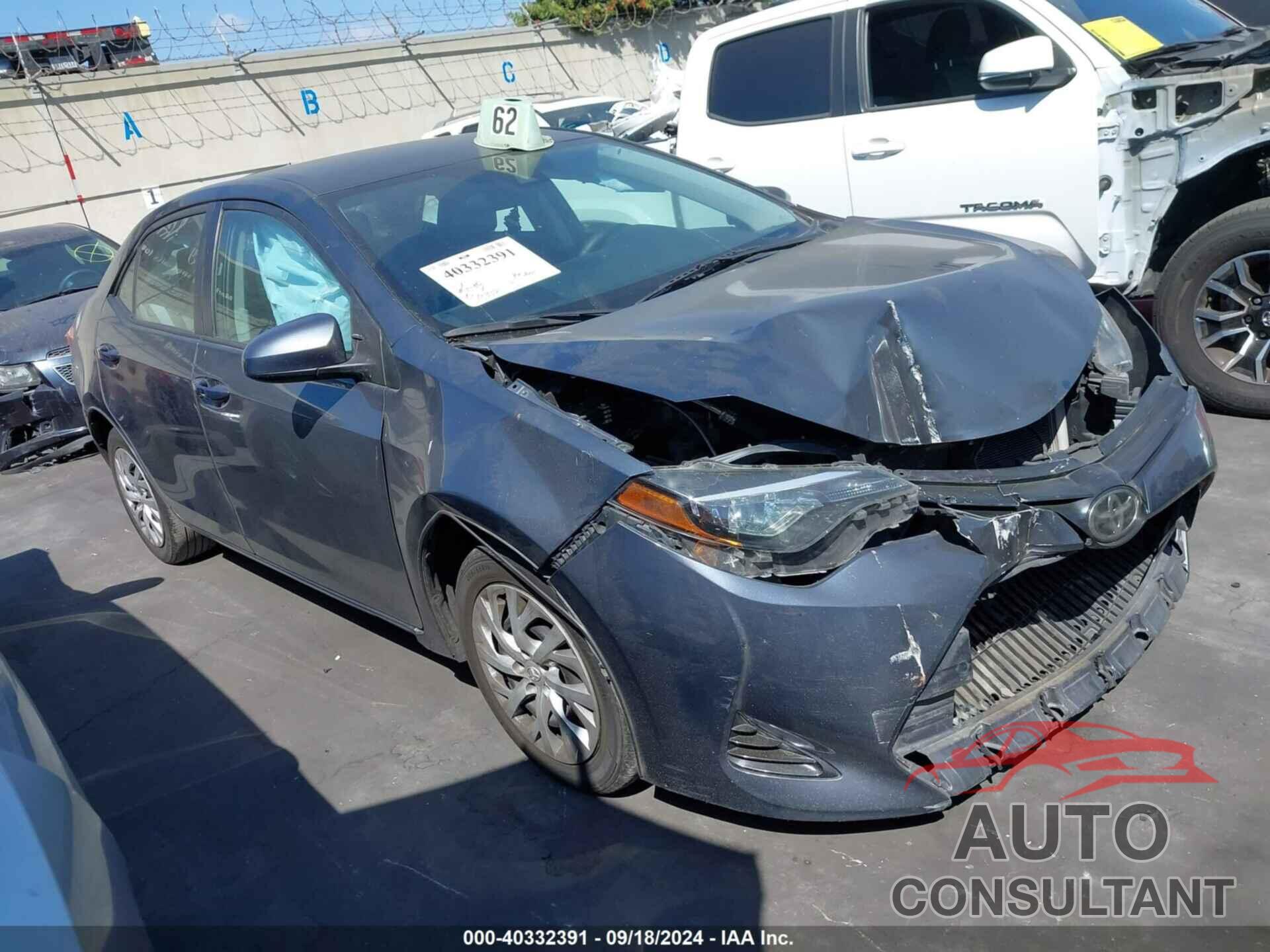 TOYOTA COROLLA 2018 - 5YFBURHE0JP788237
