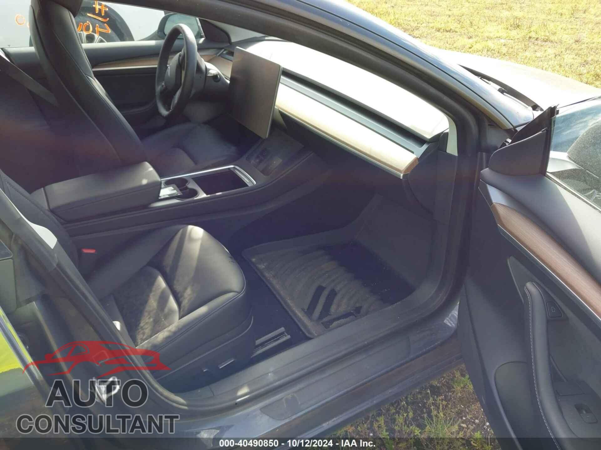 TESLA MODEL 3 2023 - 5YJ3E1EA5PF657345