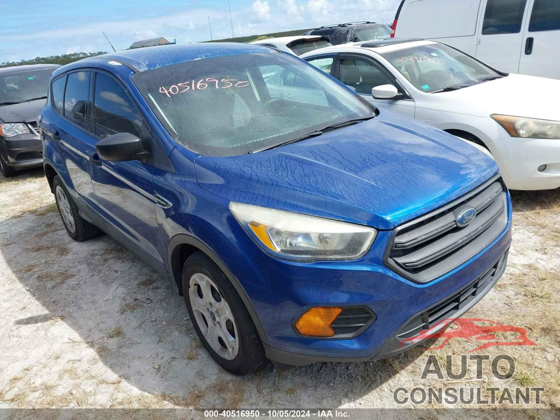 FORD ESCAPE 2017 - 1FMCU0F71HUF02425