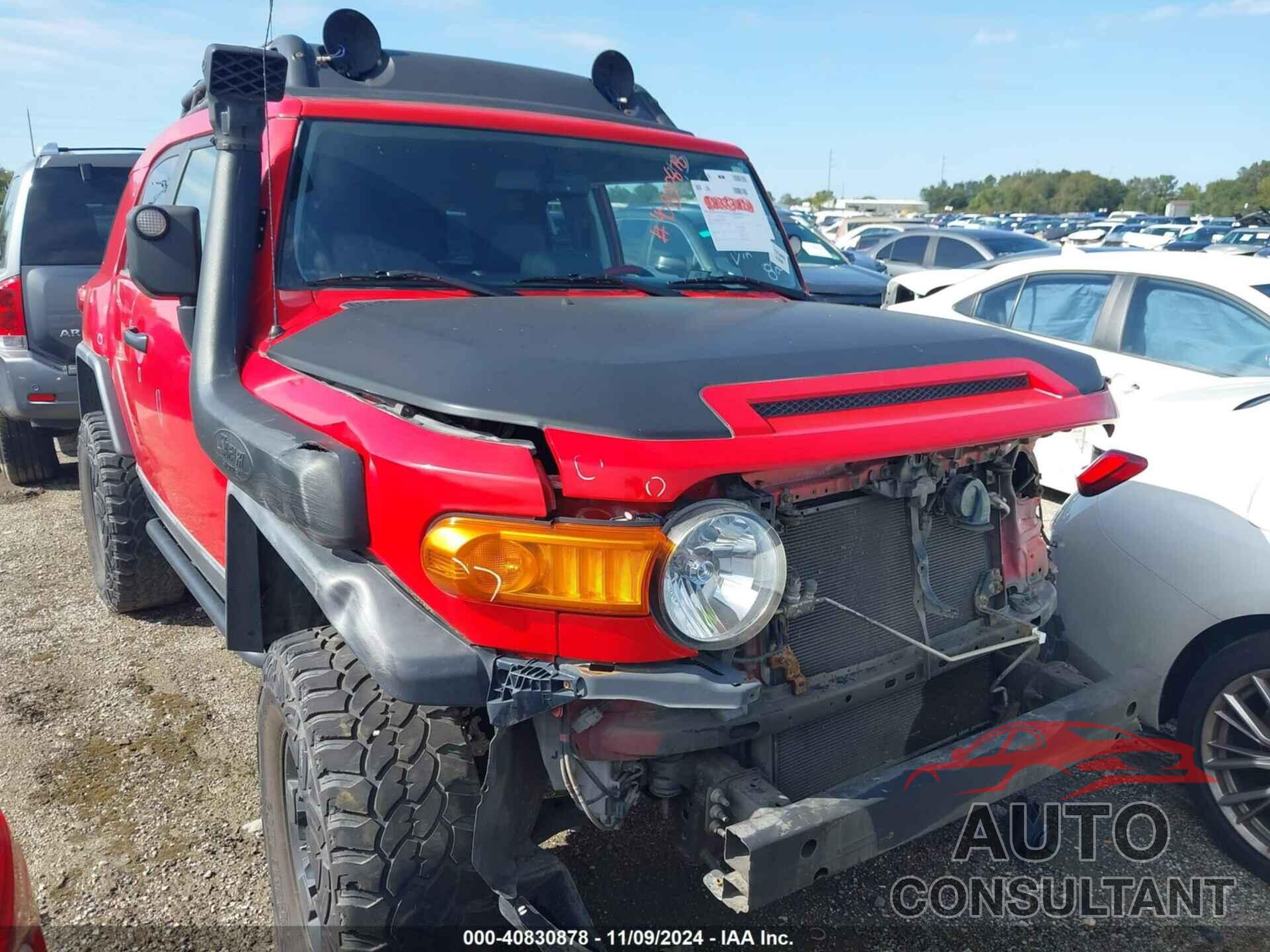 TOYOTA FJ CRUISER 2012 - JTEBU4BF4CK128252