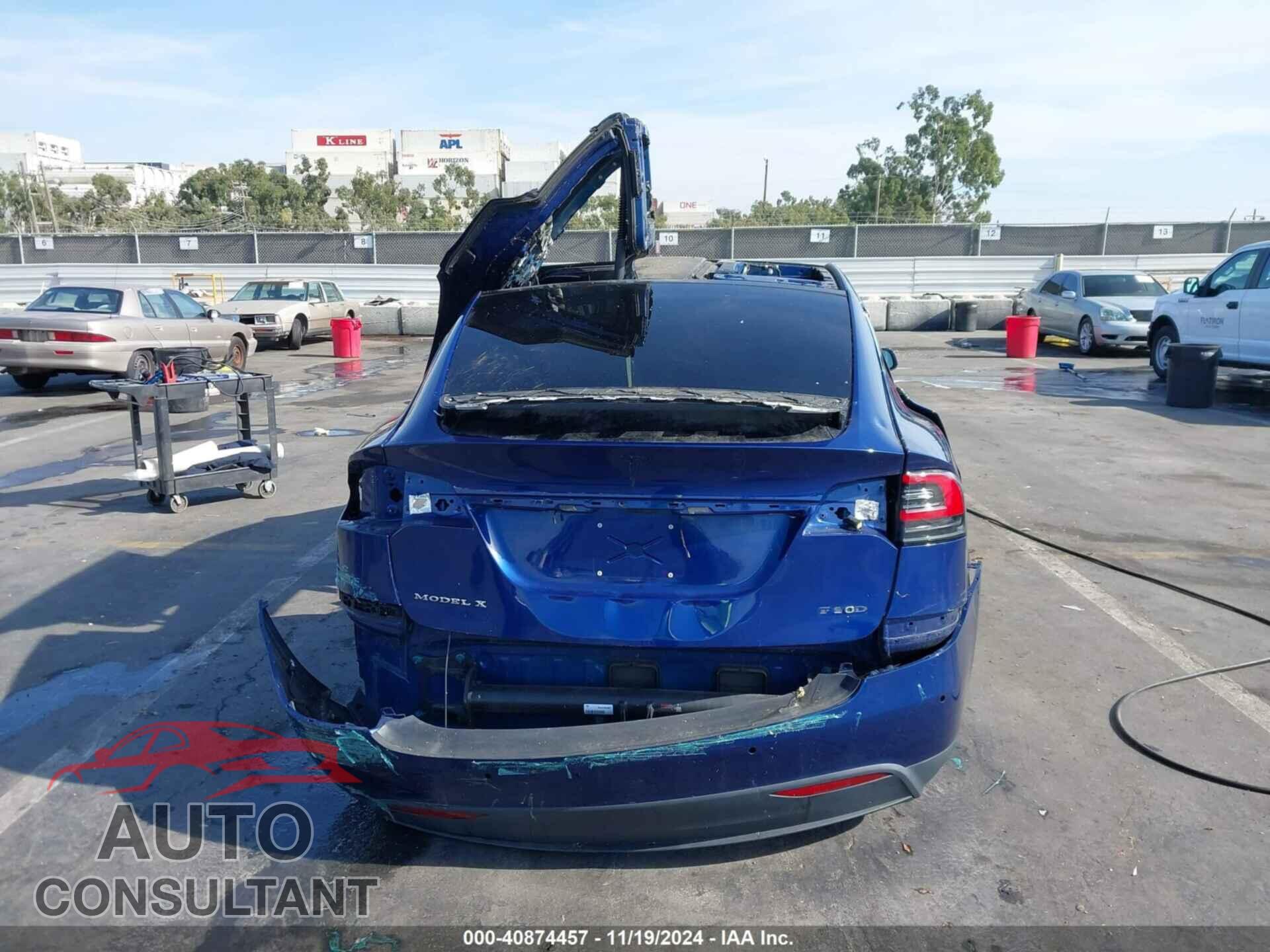 TESLA MODEL X 2016 - 5YJXCBE42GF000168