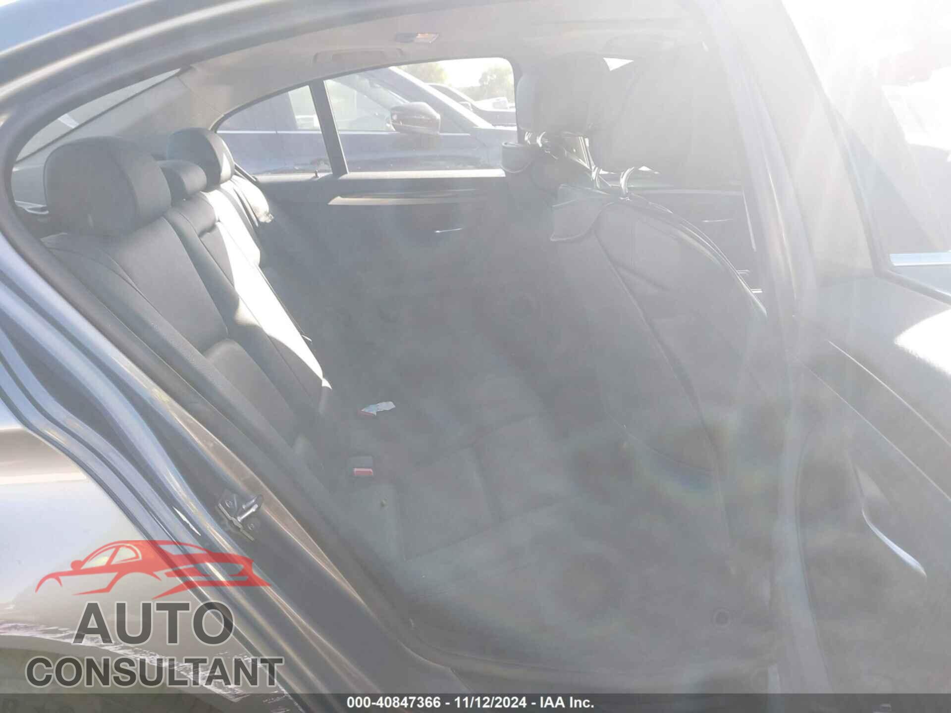 BMW 528I 2012 - WBAXG5C59CDX03542