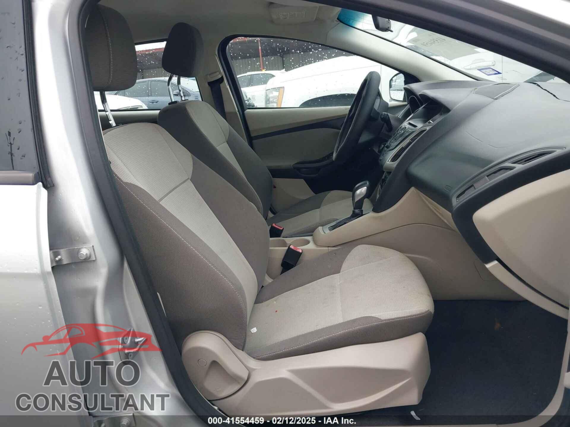 FORD FOCUS 2012 - 1FAHP3K26CL106069