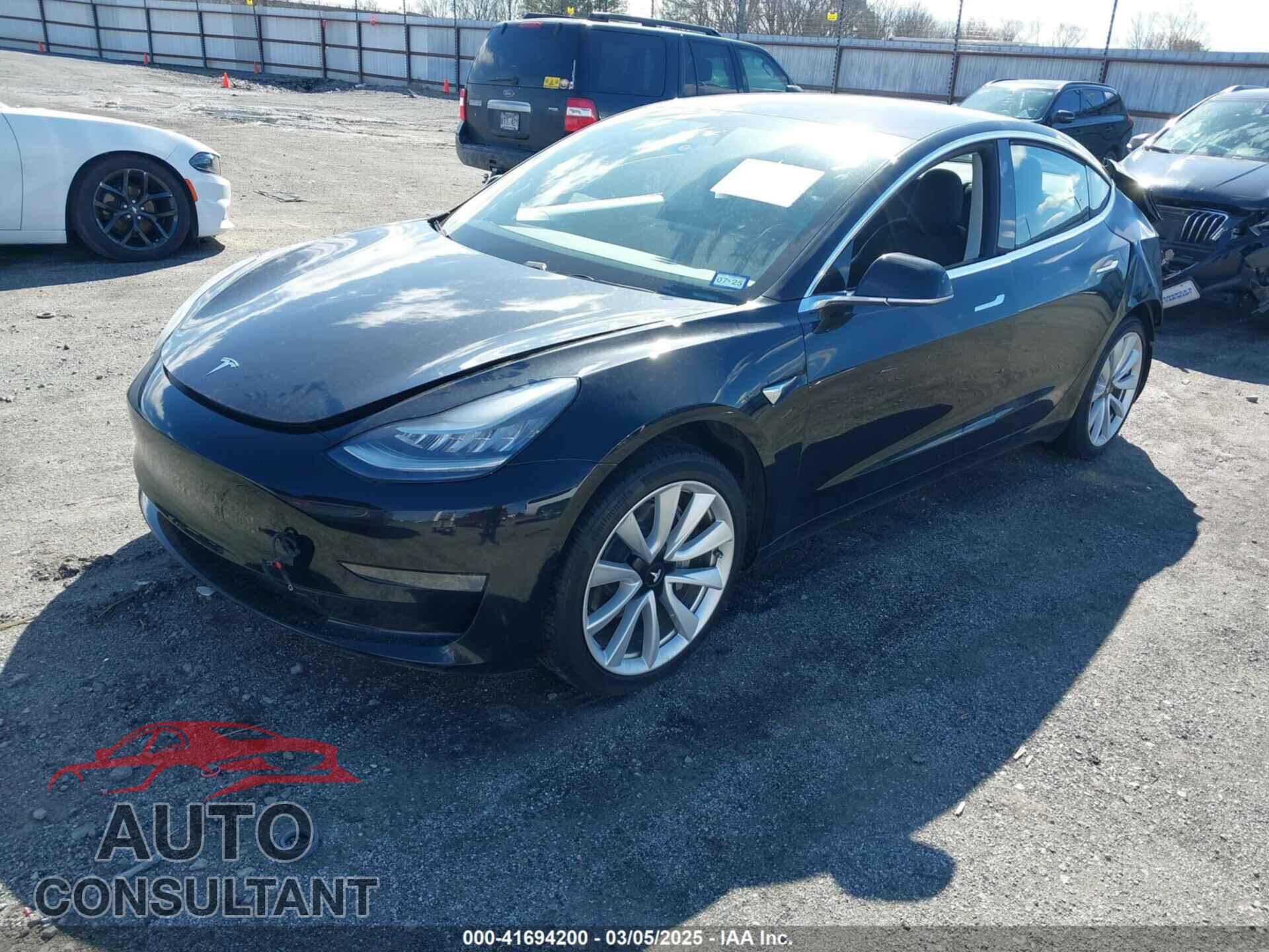 TESLA MODEL 3 2018 - 5YJ3E1EA7JF136425