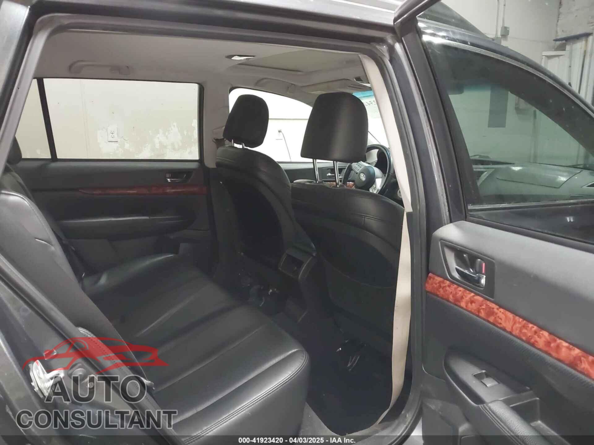 SUBARU OUTBACK 2010 - 4S4BRBLC5A3313699