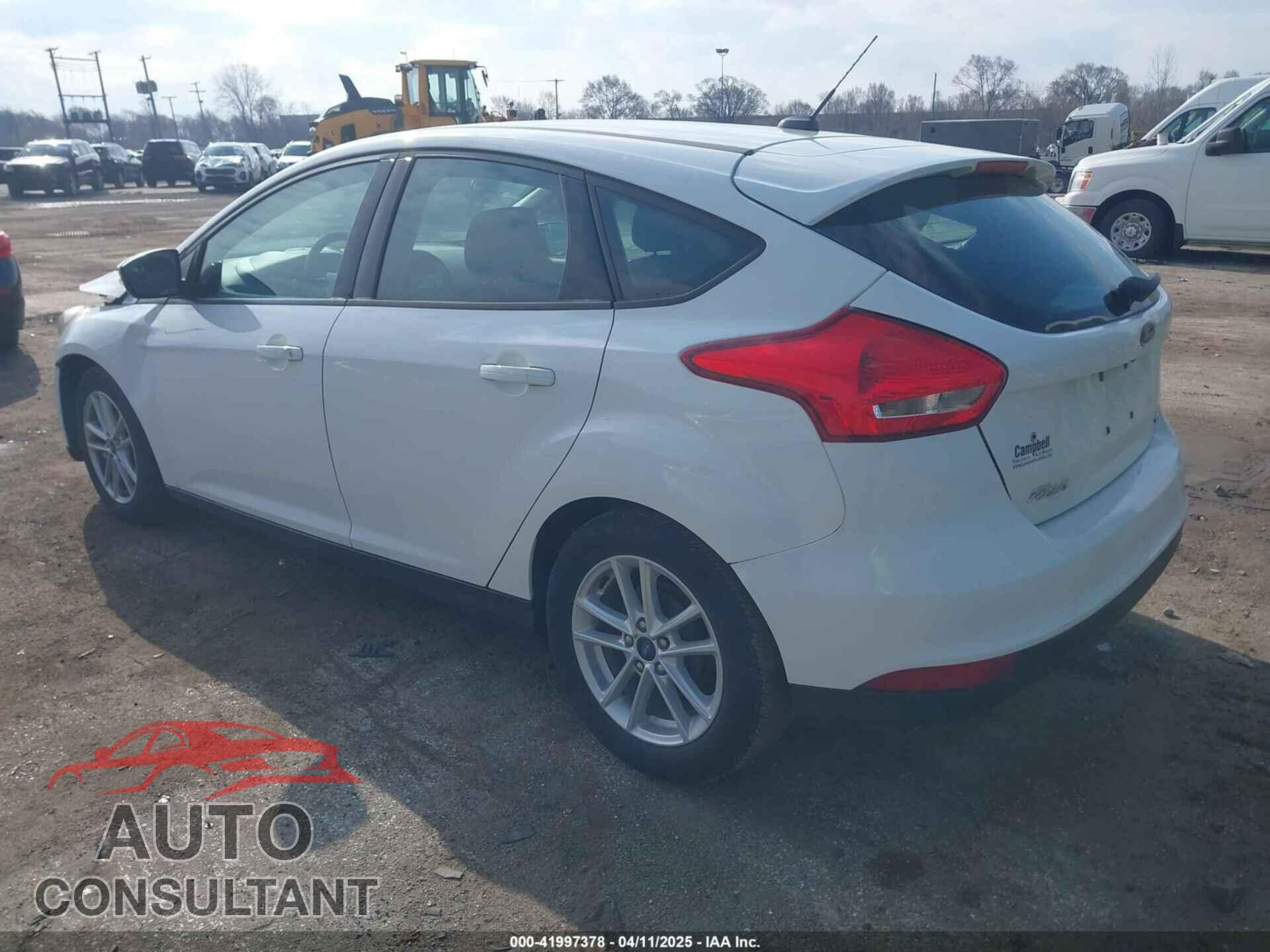 FORD FOCUS 2018 - 1FADP3K23JL268317