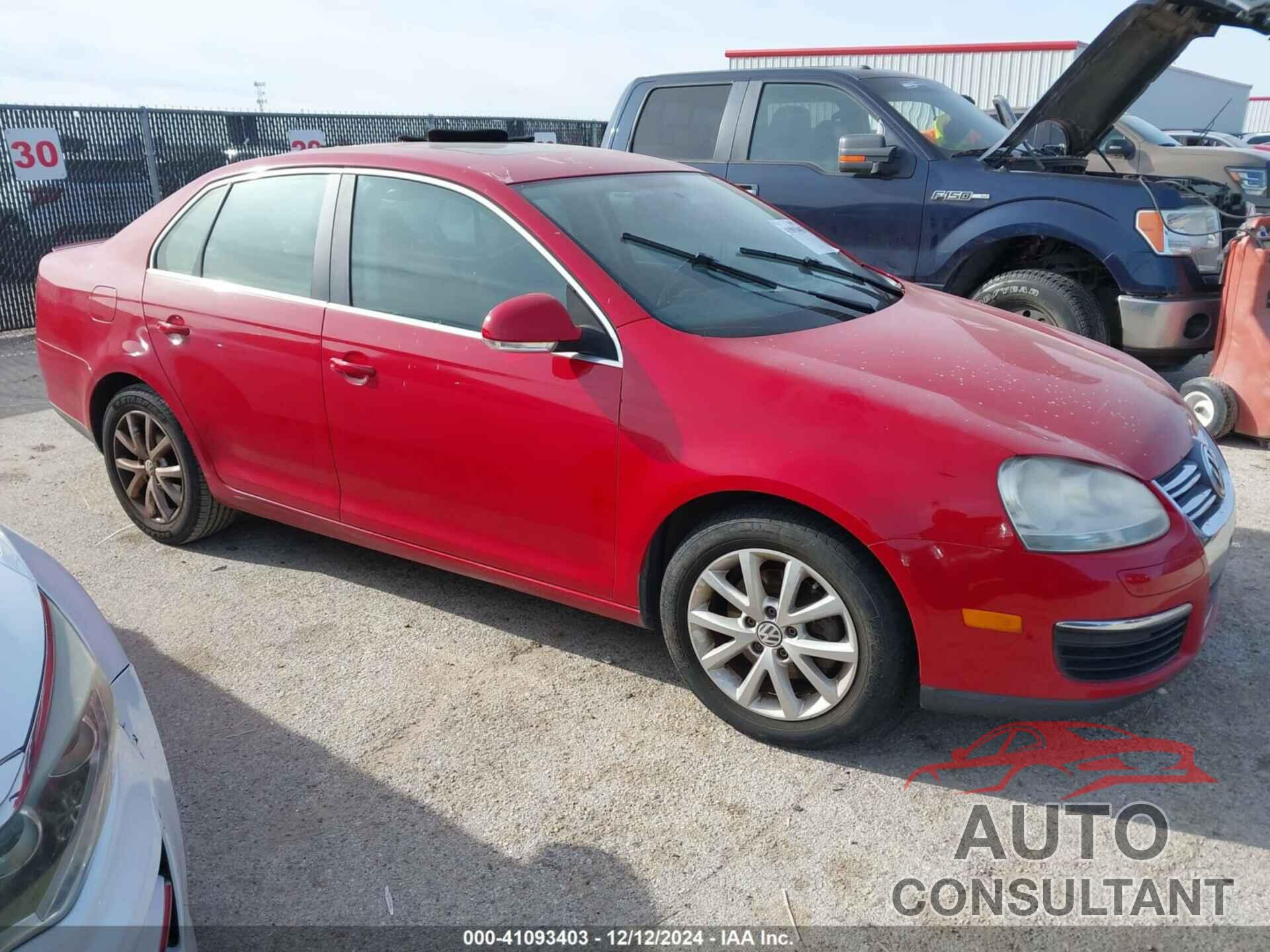 VOLKSWAGEN JETTA 2010 - 3VWRX7AJ7AM009941