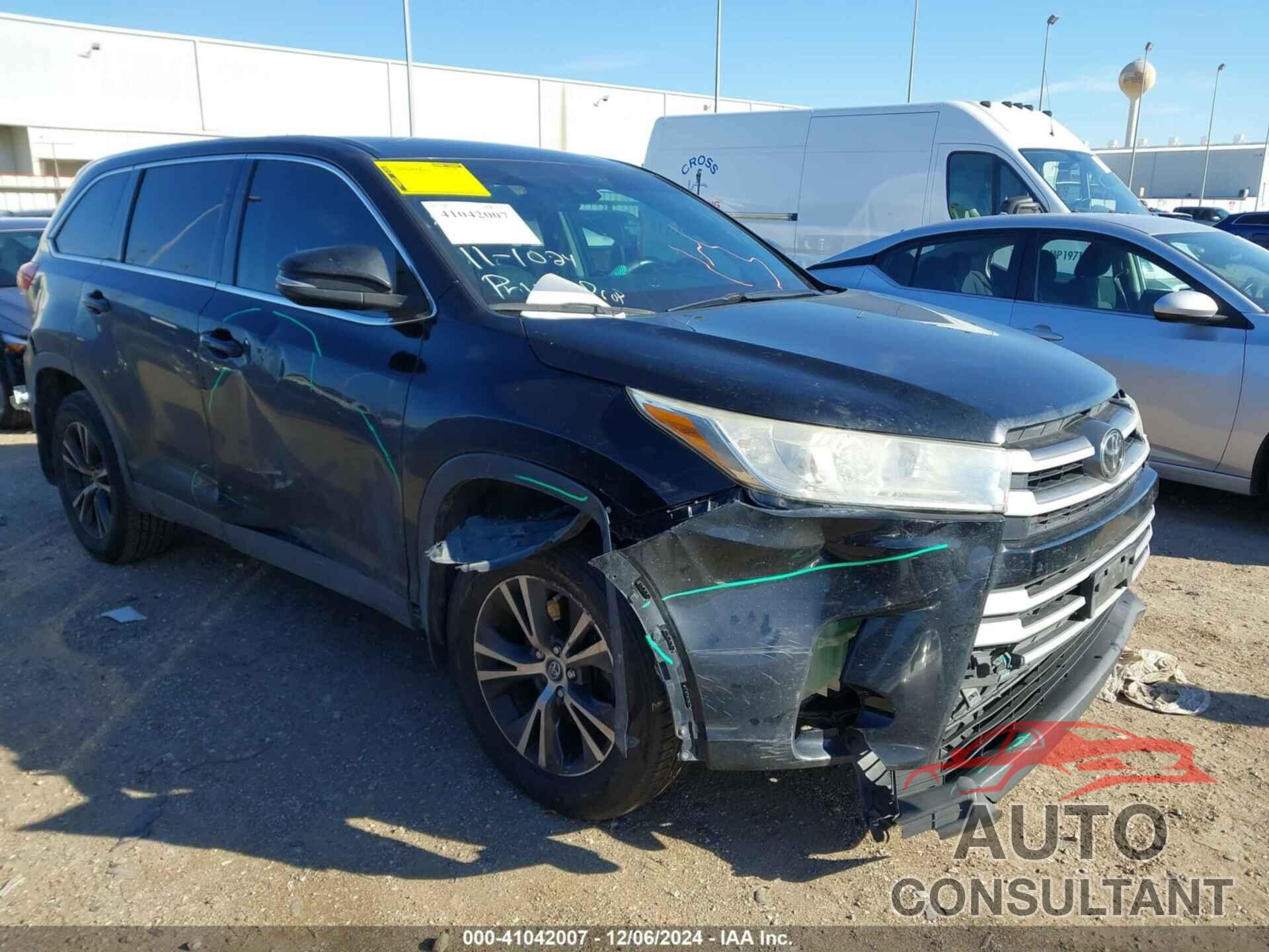 TOYOTA HIGHLANDER 2019 - 5TDZARFH3KS048887