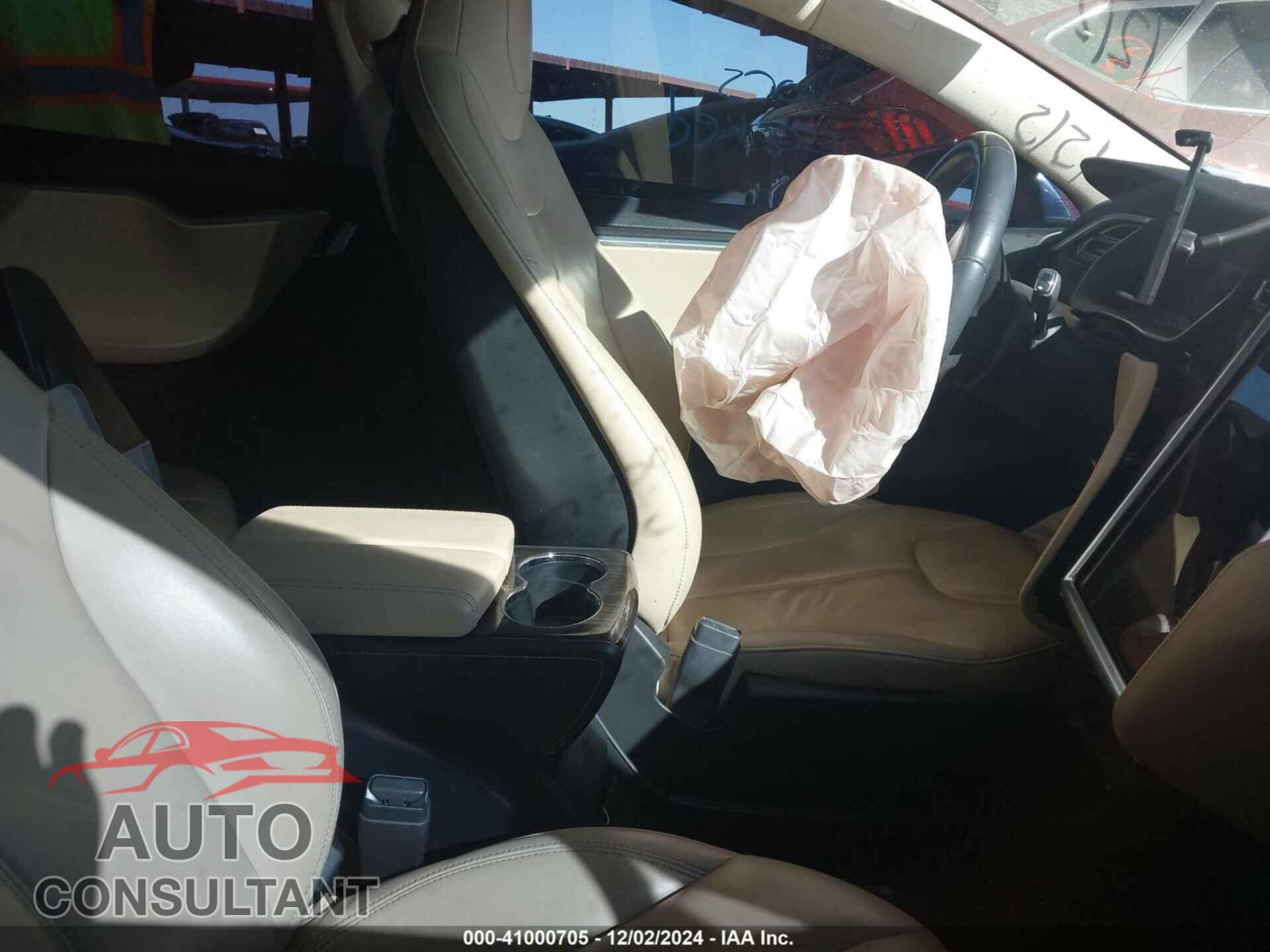 TESLA MODEL S 2014 - 5YJSA1H13EFP45357