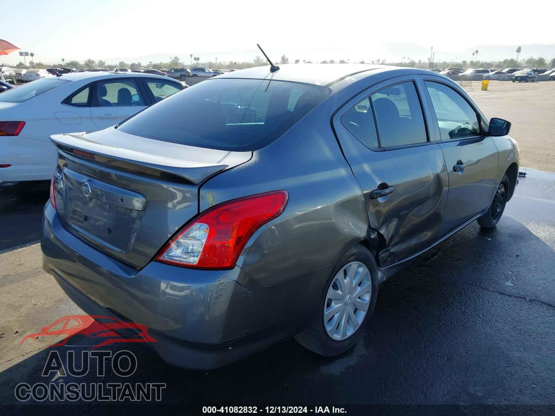 NISSAN VERSA 2017 - 3N1CN7AP9HL894830