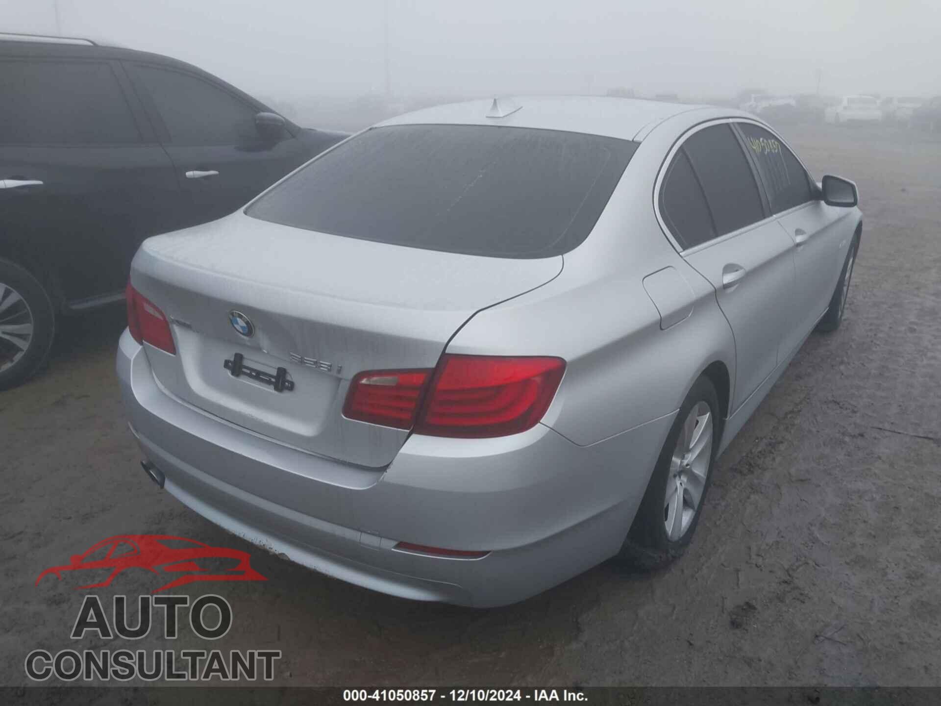 BMW 528I 2013 - WBAXH5C58DDW12356