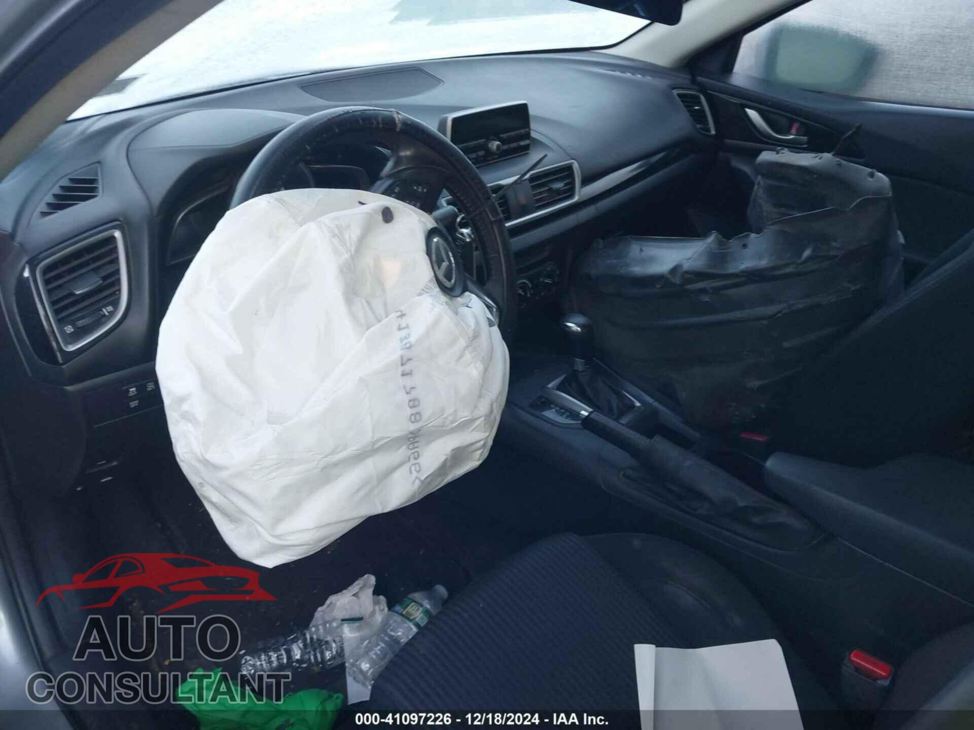 MAZDA MAZDA3 2014 - JM1BM1V77E1123711