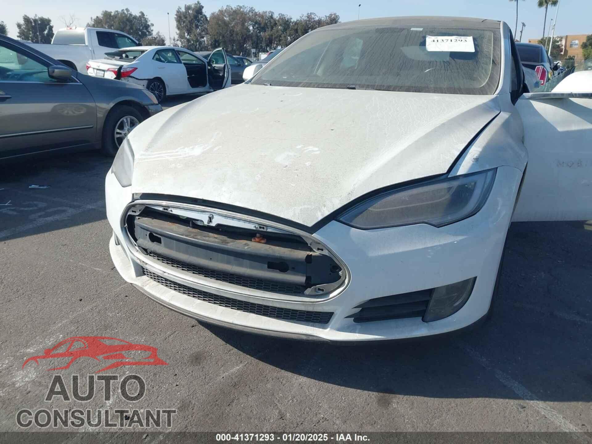 TESLA MODEL S 2014 - 5YJSA1S13EFP35596