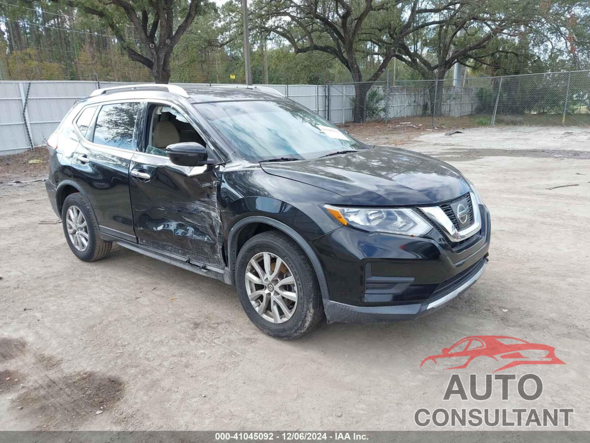 NISSAN ROGUE 2017 - KNMAT2MT4HP585955