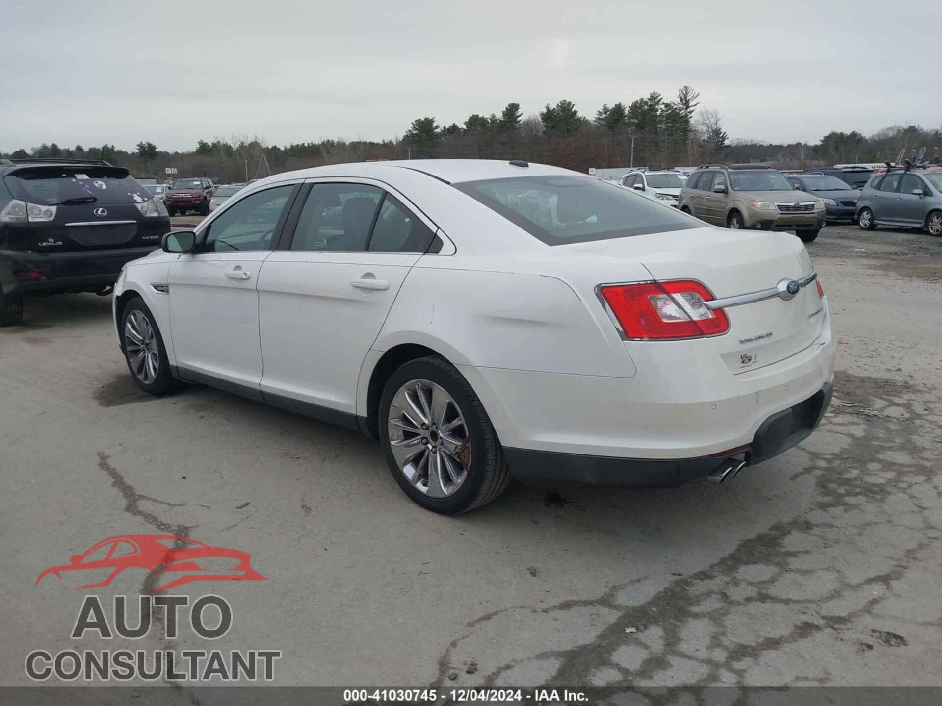 FORD TAURUS 2011 - 1FAHP2FW4BG113925