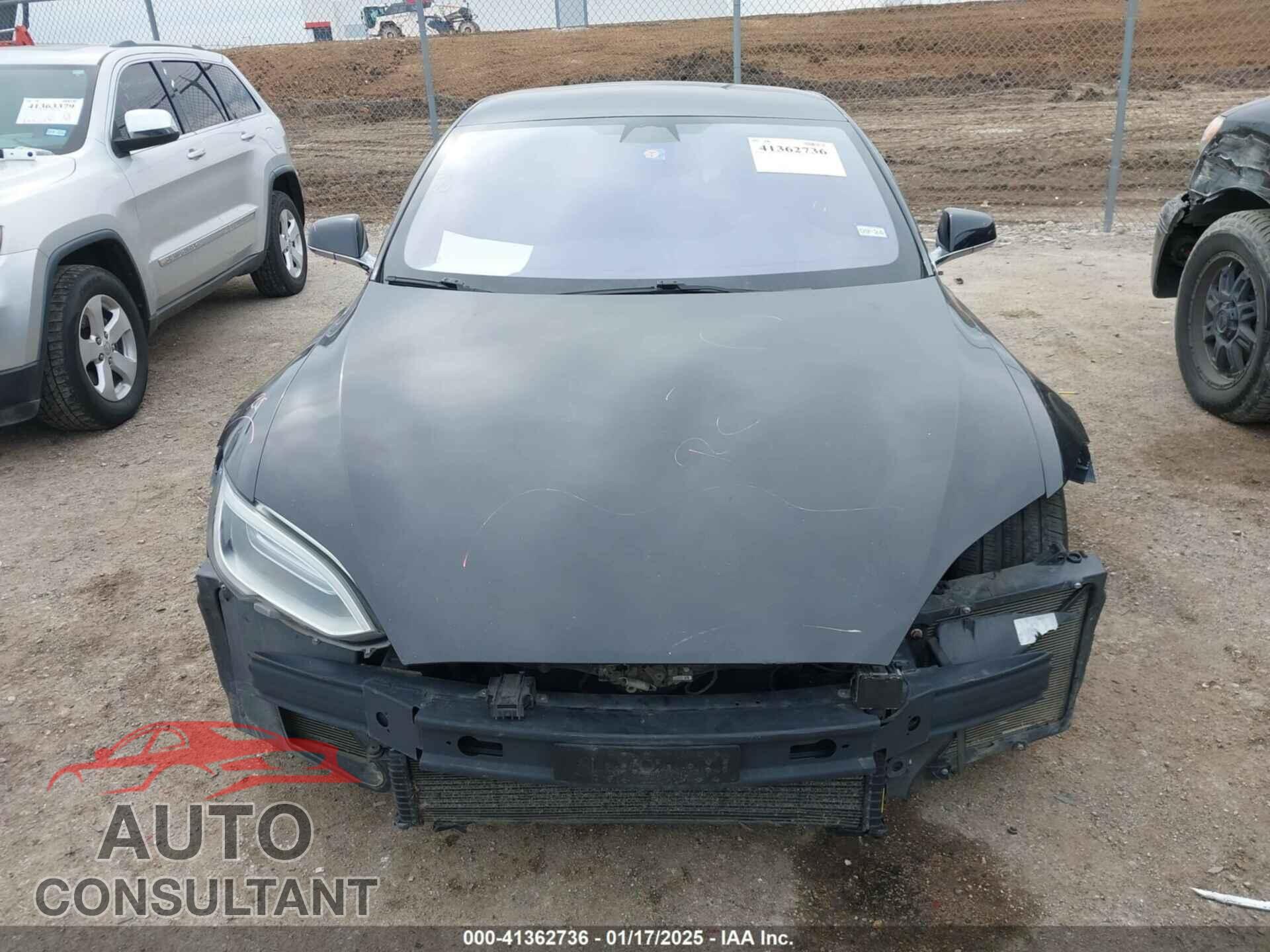 TESLA MODEL S 2017 - 5YJSA1E27HF208282