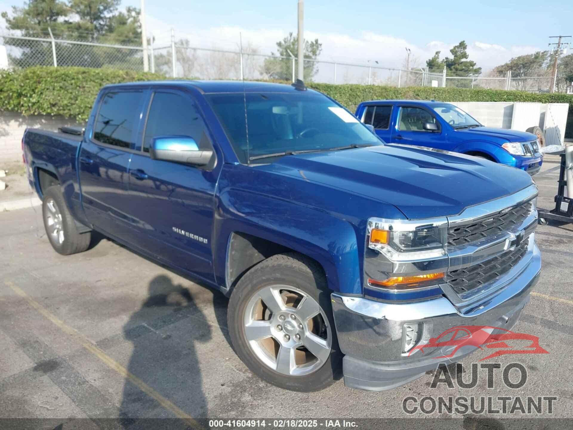 CHEVROLET SILVERADO 1500 2018 - 3GCPCREC2JG103799