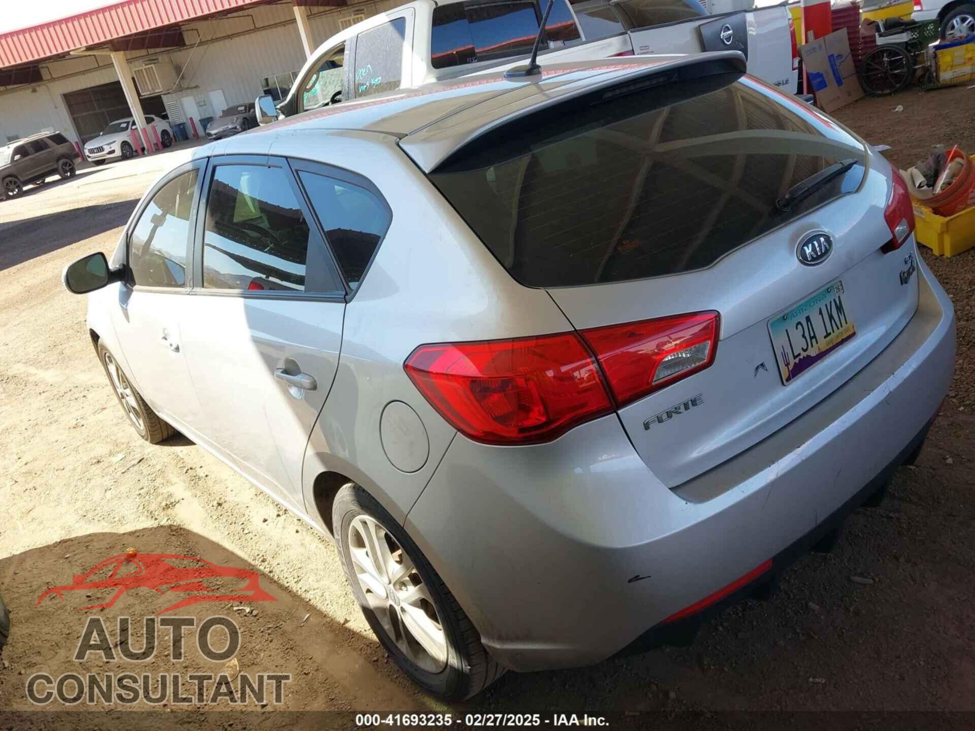 KIA FORTE 2011 - KNAFU5A21B5453574