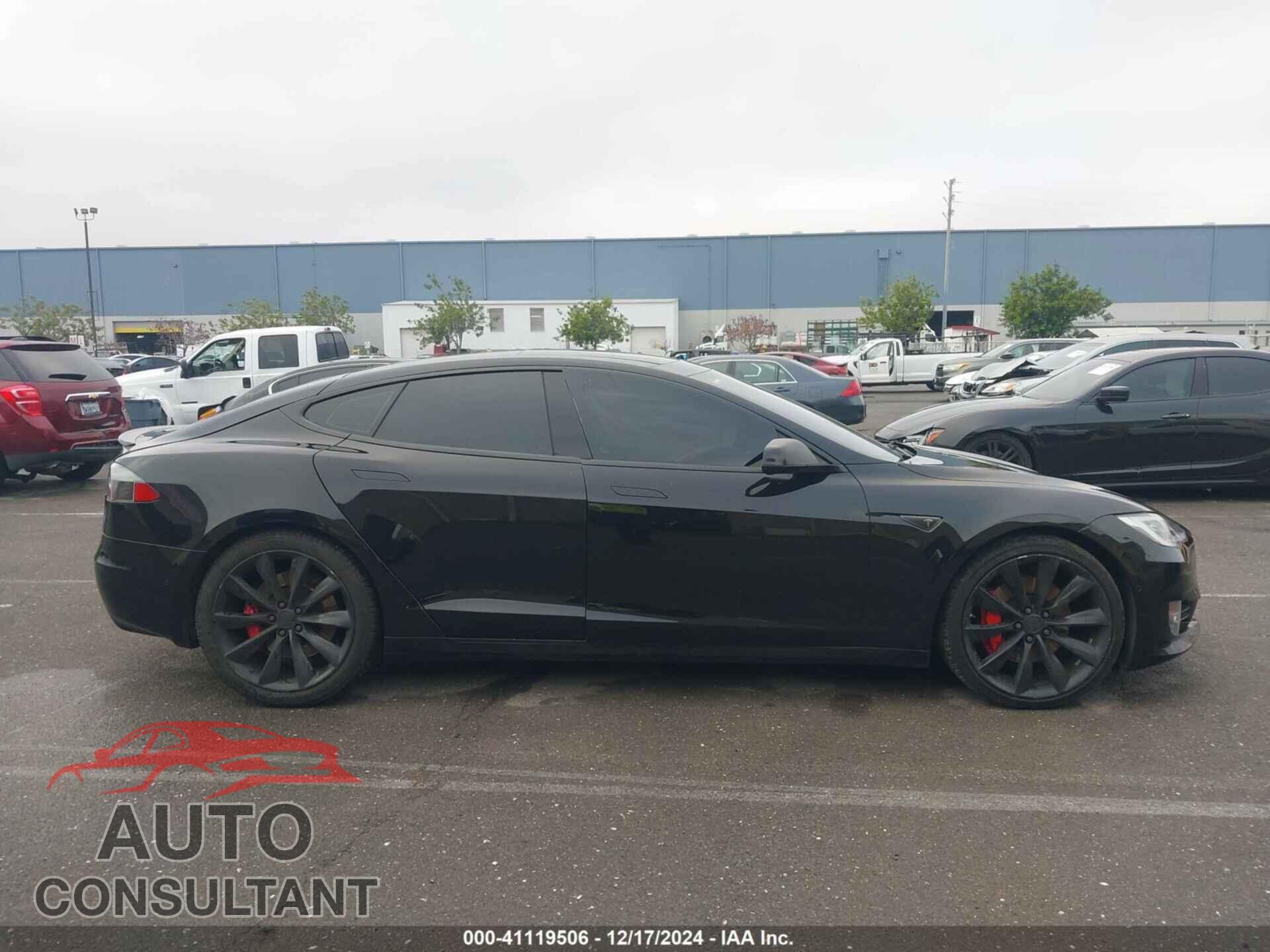 TESLA MODEL S 2016 - 5YJSA1E18GF133713