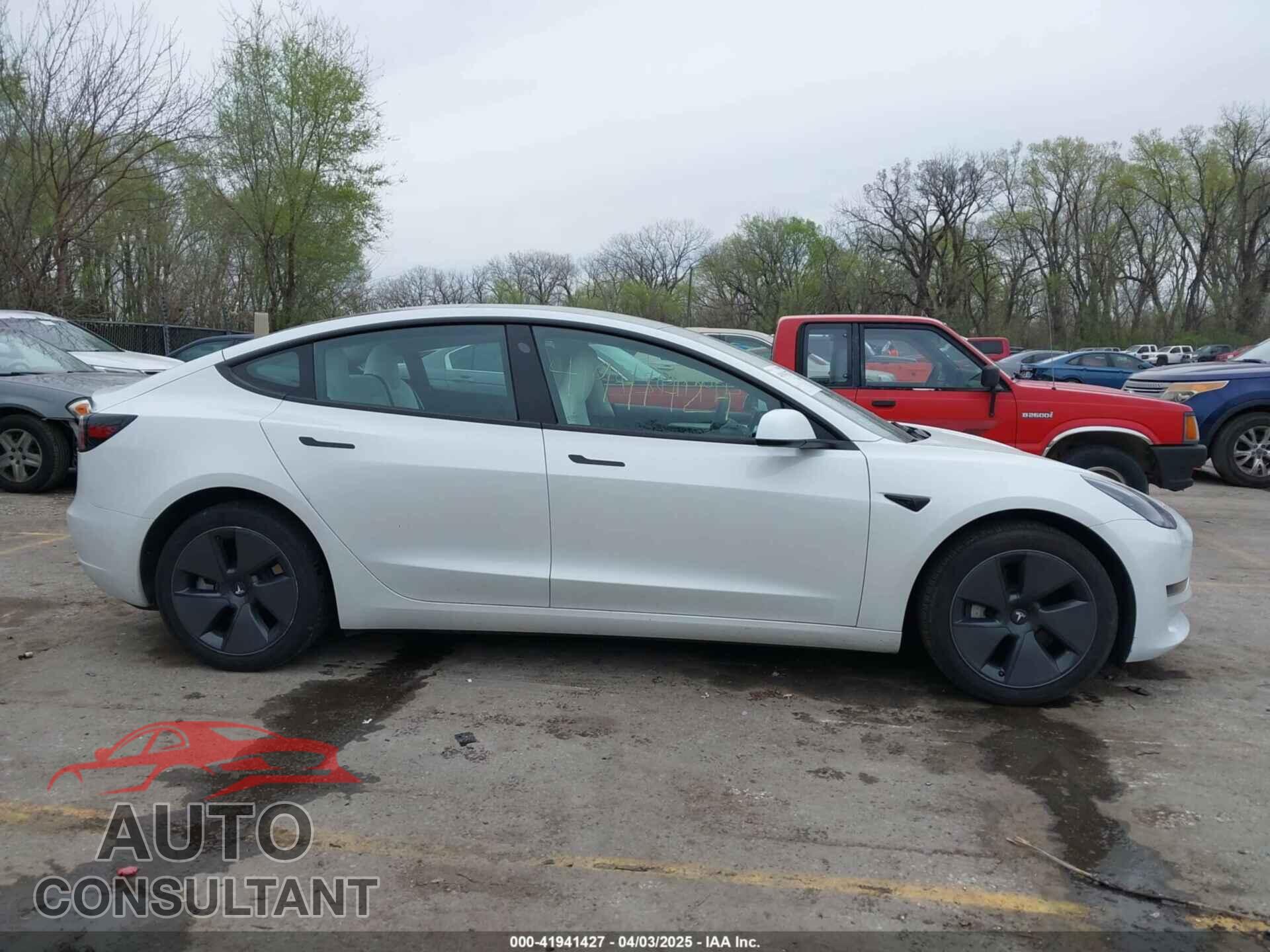 TESLA MODEL 3 2023 - 5YJ3E1EA9PF569415