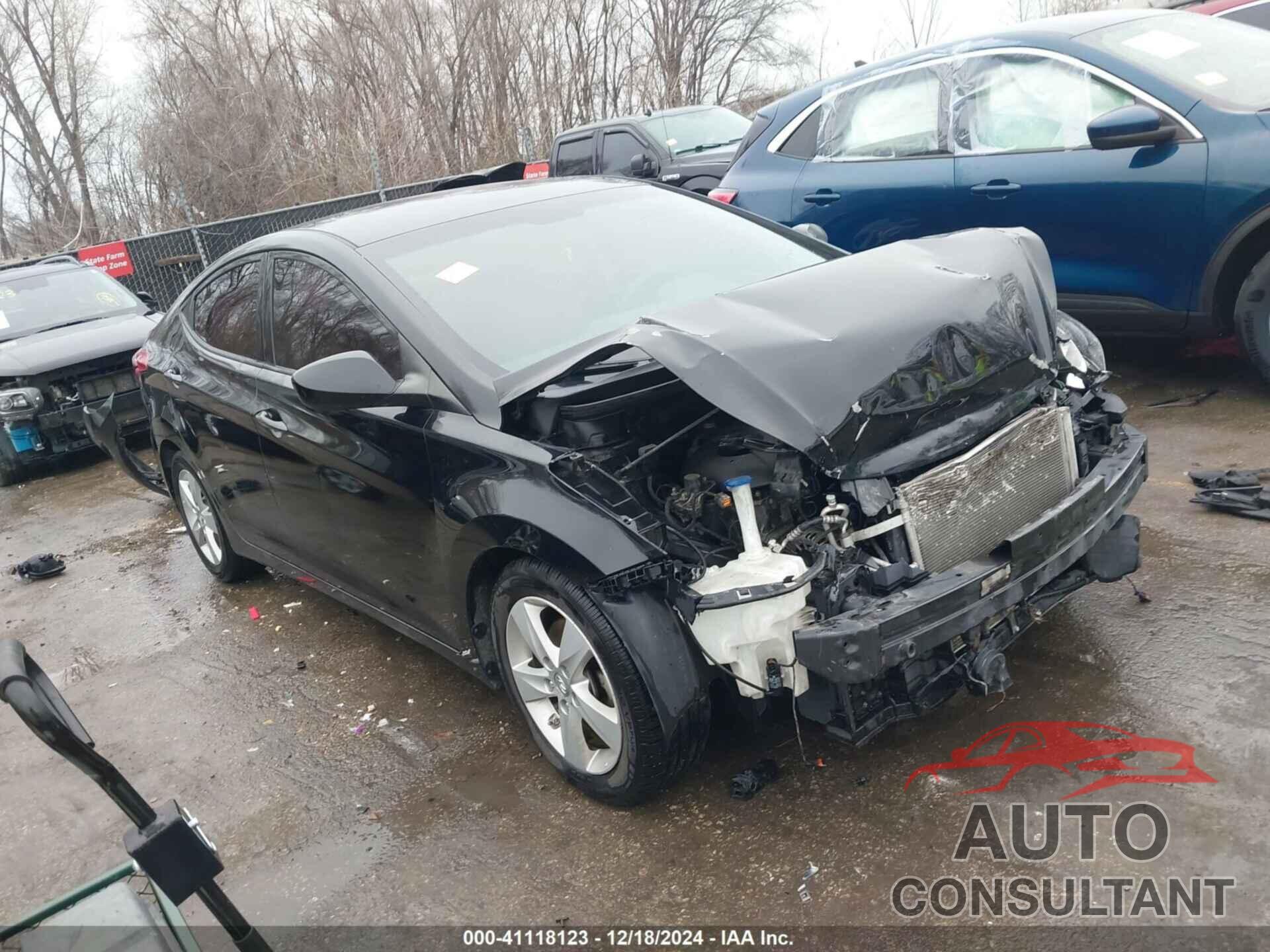 HYUNDAI ELANTRA 2013 - 5NPDH4AE7DH445985