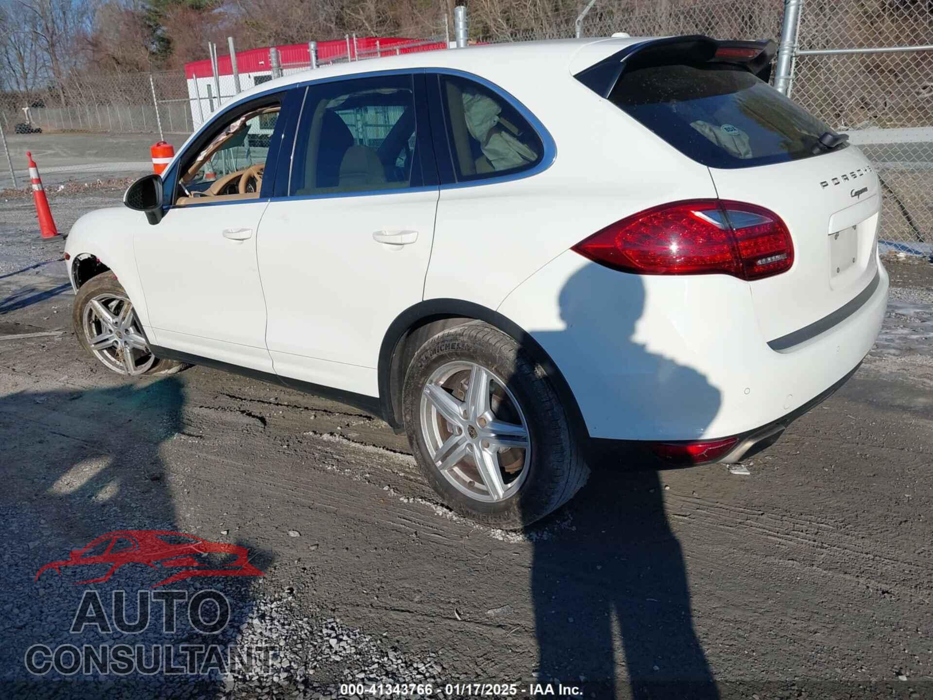 PORSCHE CAYENNE 2011 - WP1AA2A25BLA05921