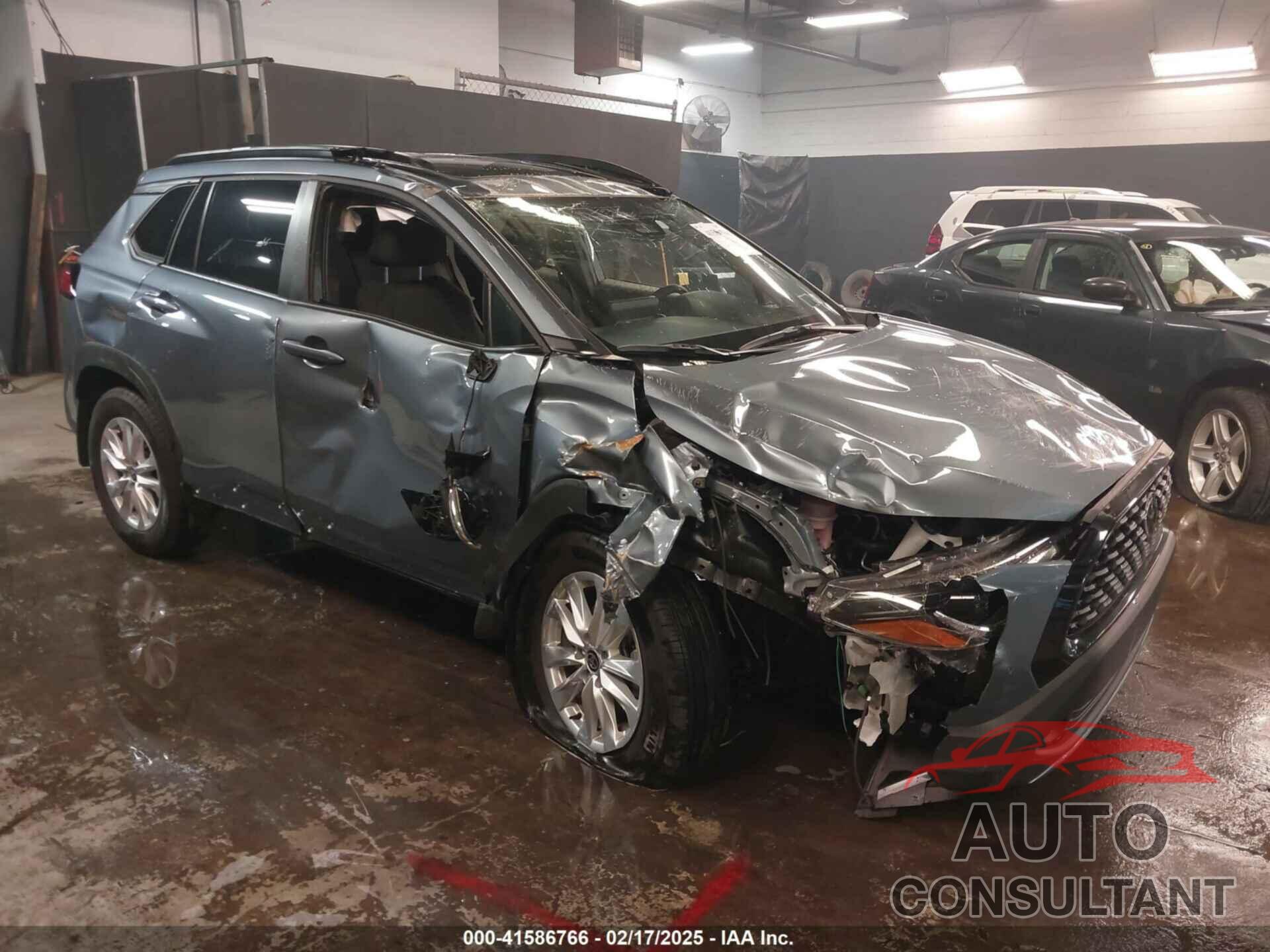 TOYOTA COROLLA CROSS 2024 - 7MUBAABG8RV111689