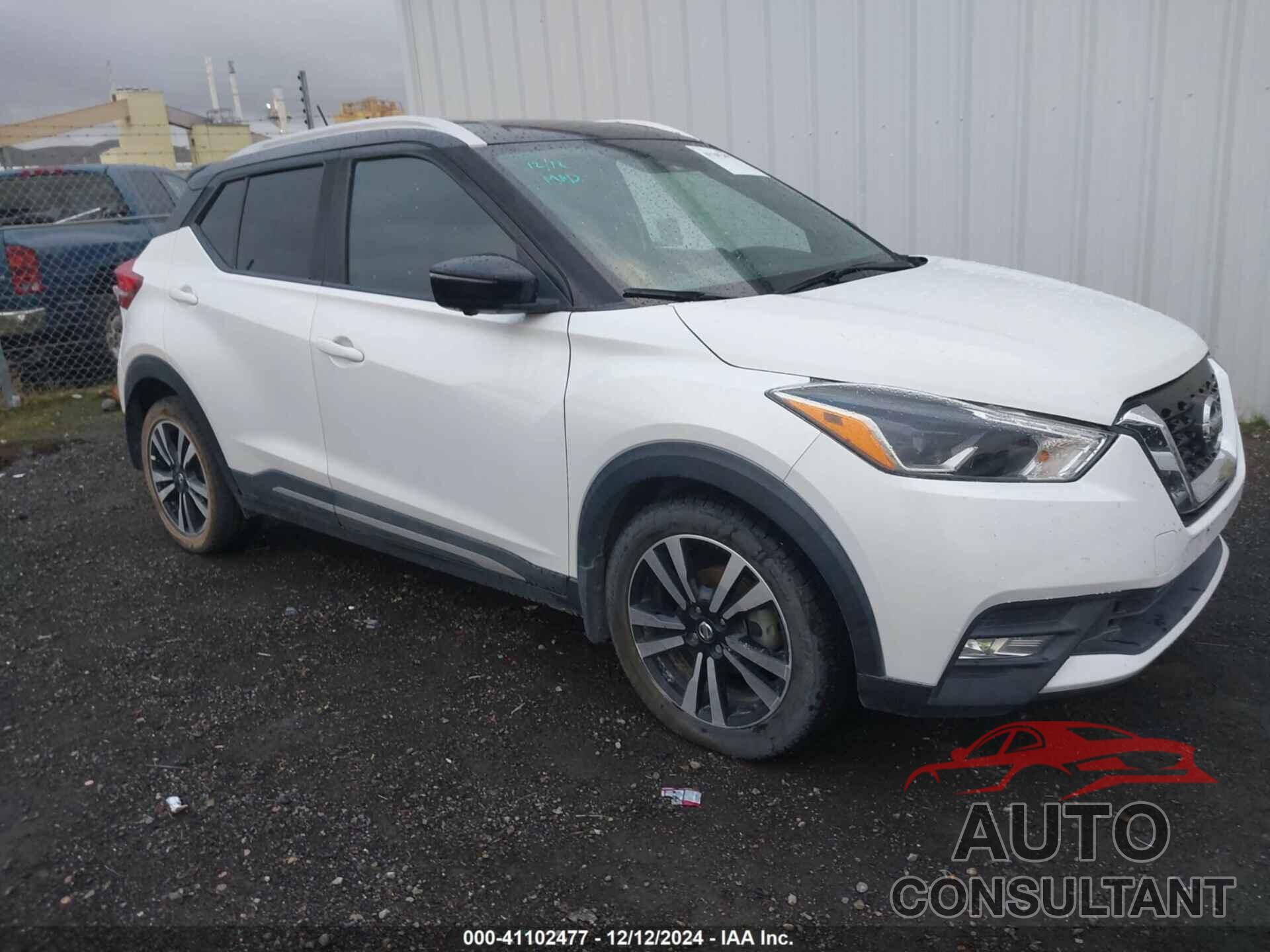 NISSAN KICKS 2019 - 3N1CP5CUXKL540081