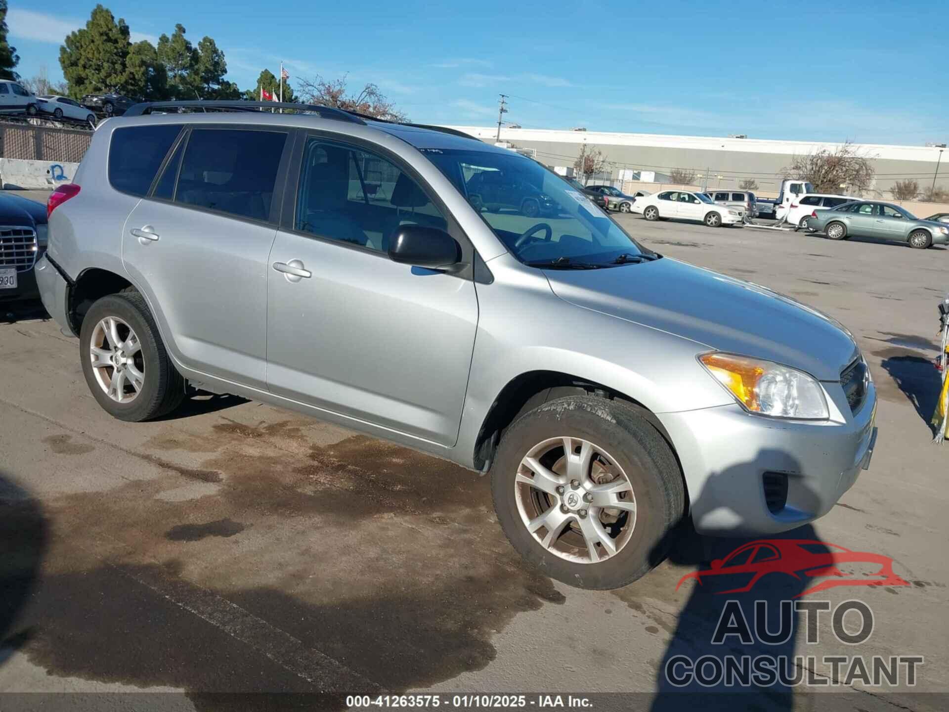 TOYOTA RAV4 2011 - 2T3ZF4DV8BW094307