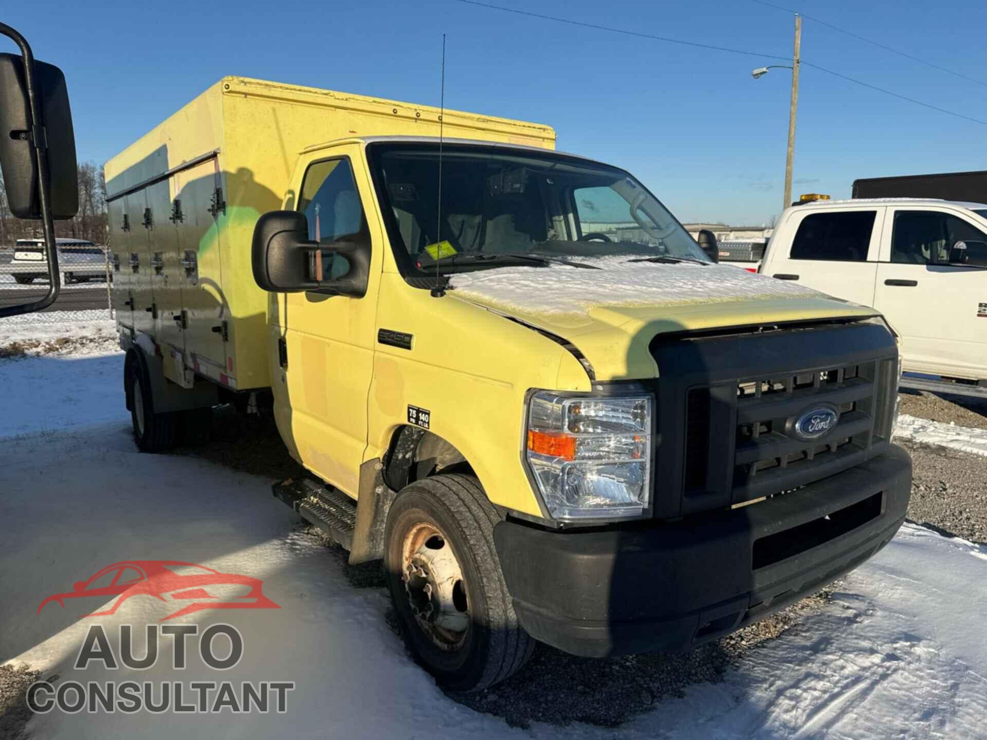 FORD ECONOLINE 2017 - 1FDXE4FS4HDC69117