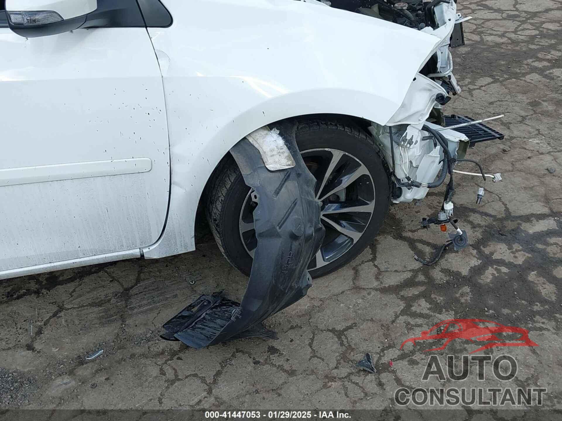 TOYOTA COROLLA 2017 - 2T1BURHE5HC820982