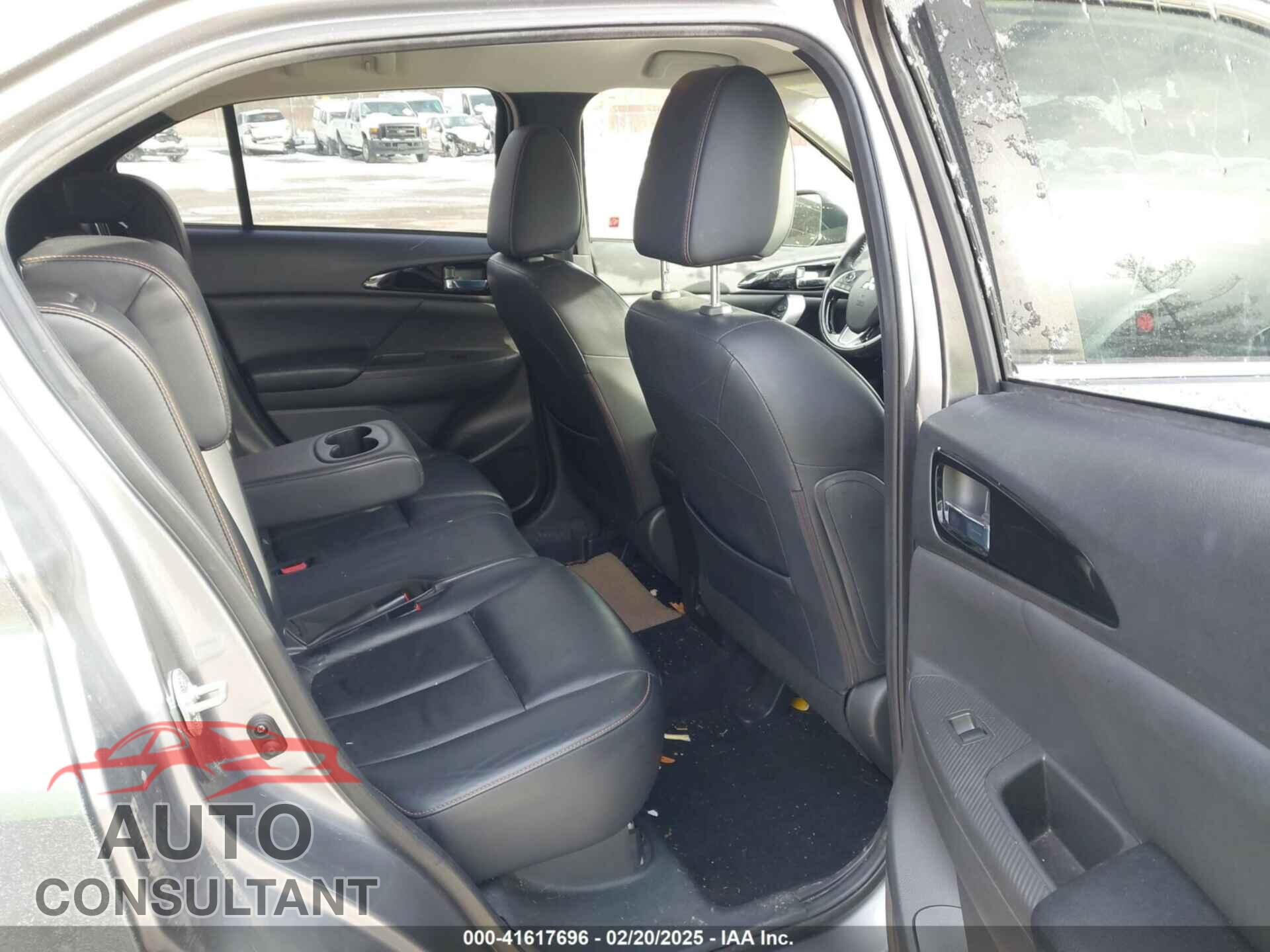 MITSUBISHI ECLIPSE CROSS 2019 - JA4AT5AA4KZ046357