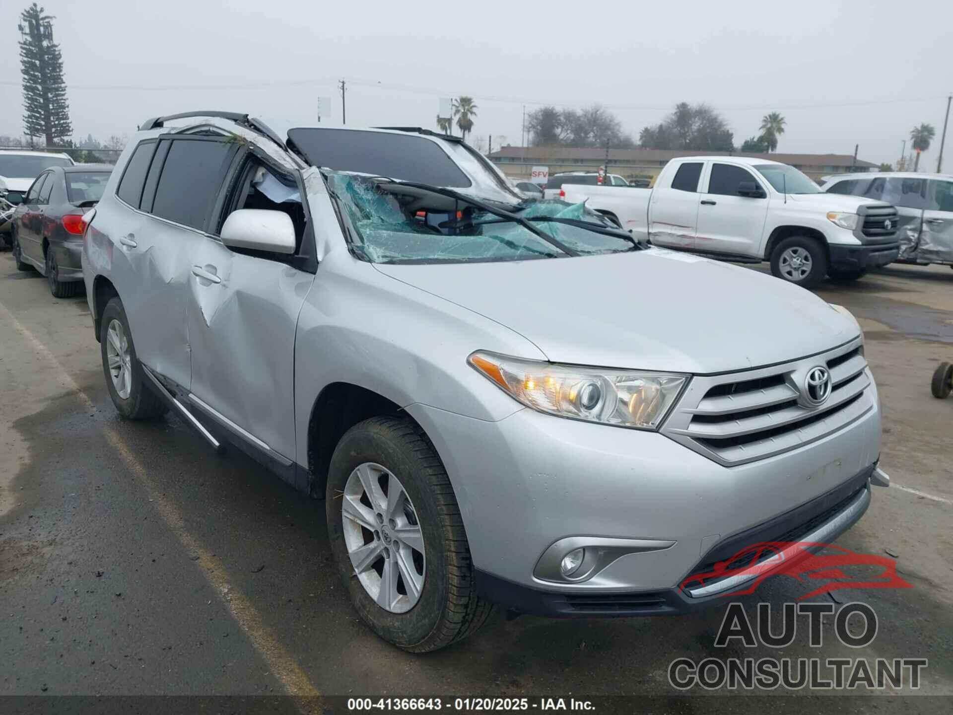 TOYOTA HIGHLANDER 2012 - 5TDBK3EH2CS157470