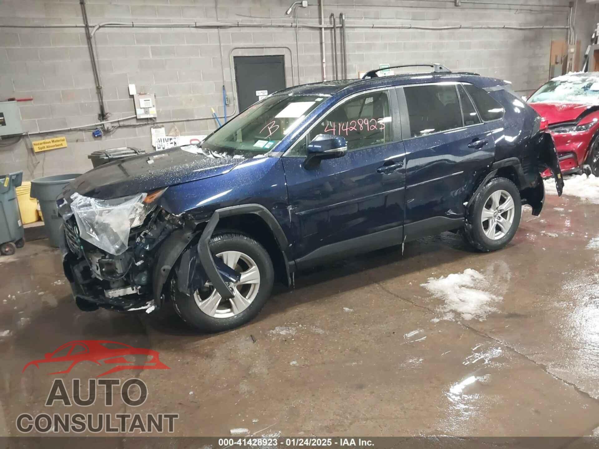 TOYOTA RAV4 2019 - JTMP1RFV8KJ019685