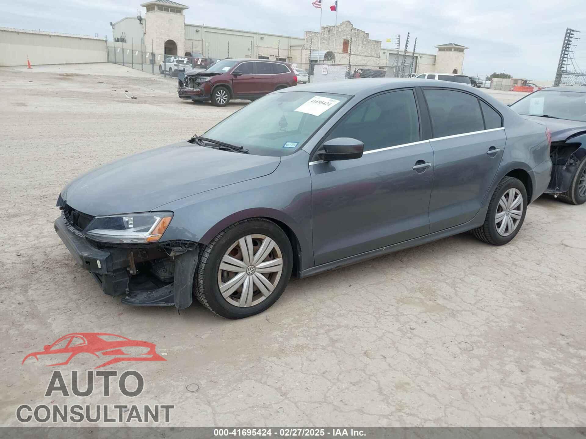 VOLKSWAGEN JETTA 2017 - 3VW2B7AJ9HM379217