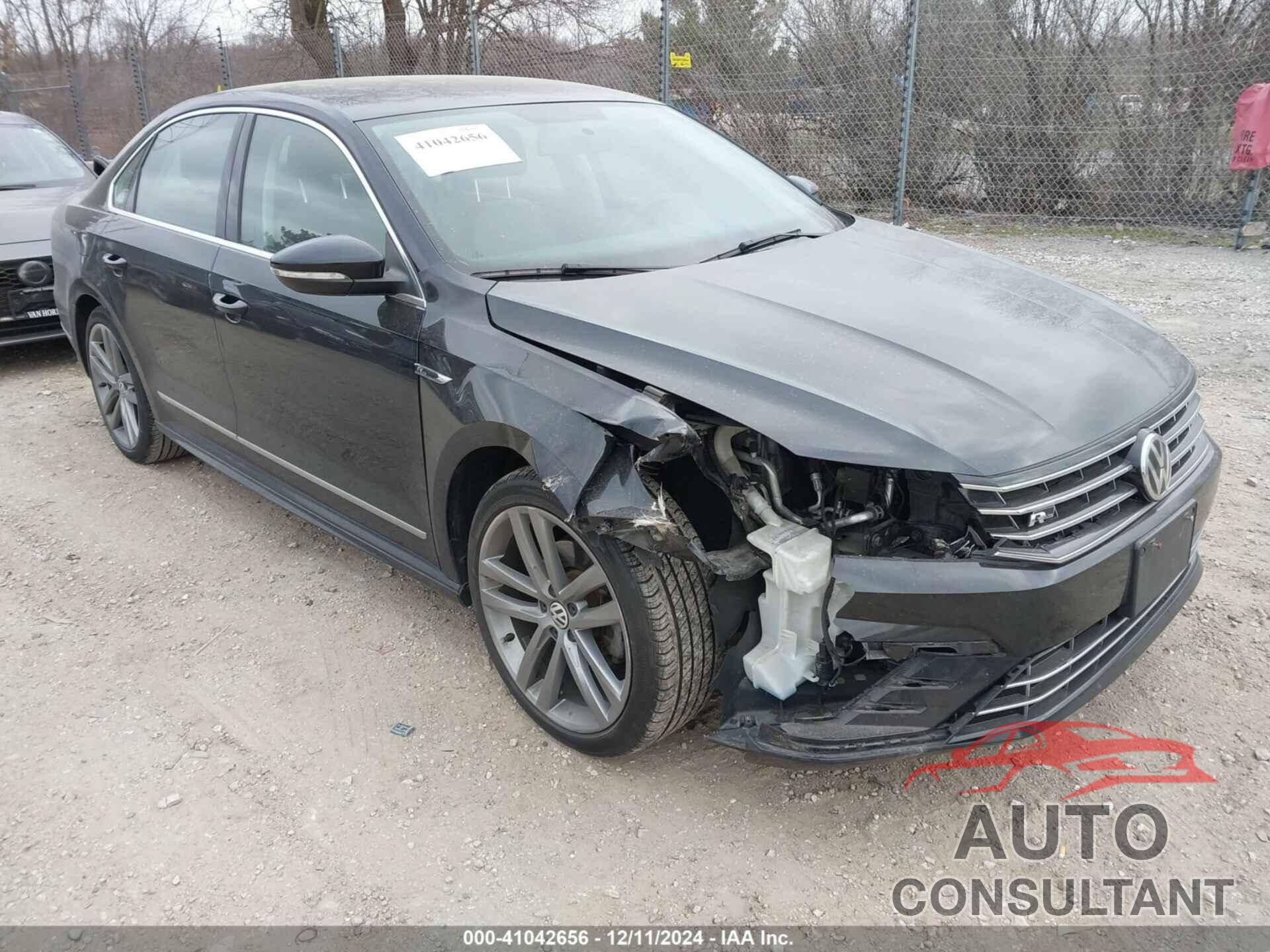 VOLKSWAGEN PASSAT 2017 - 1VWDT7A35HC079943