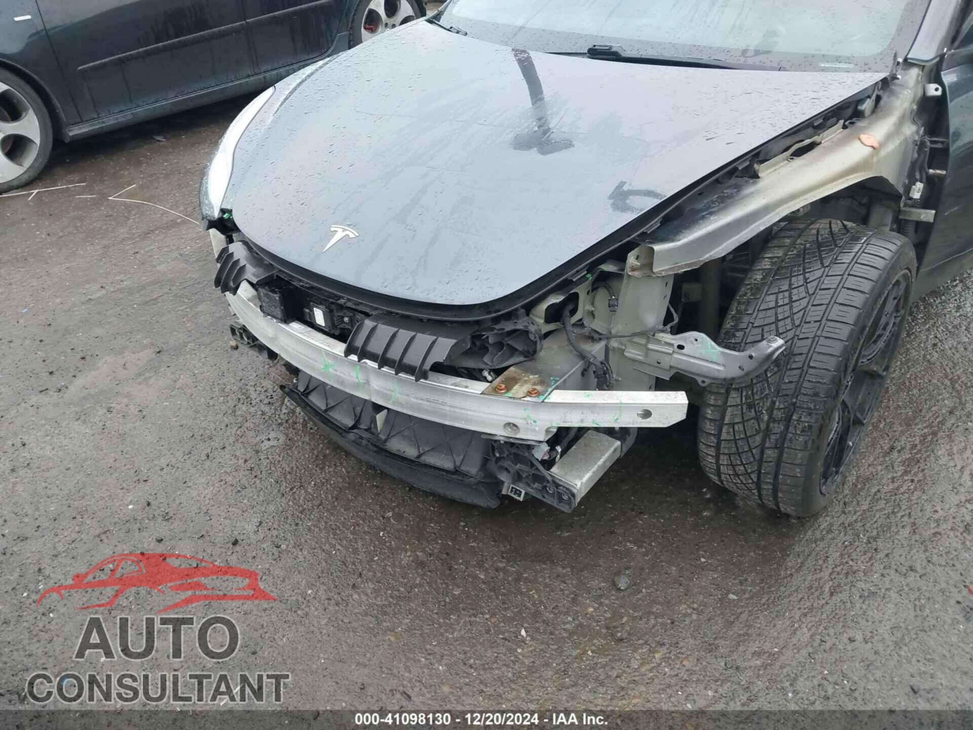 TESLA MODEL 3 2018 - 5YJ3E1EAXJF012021